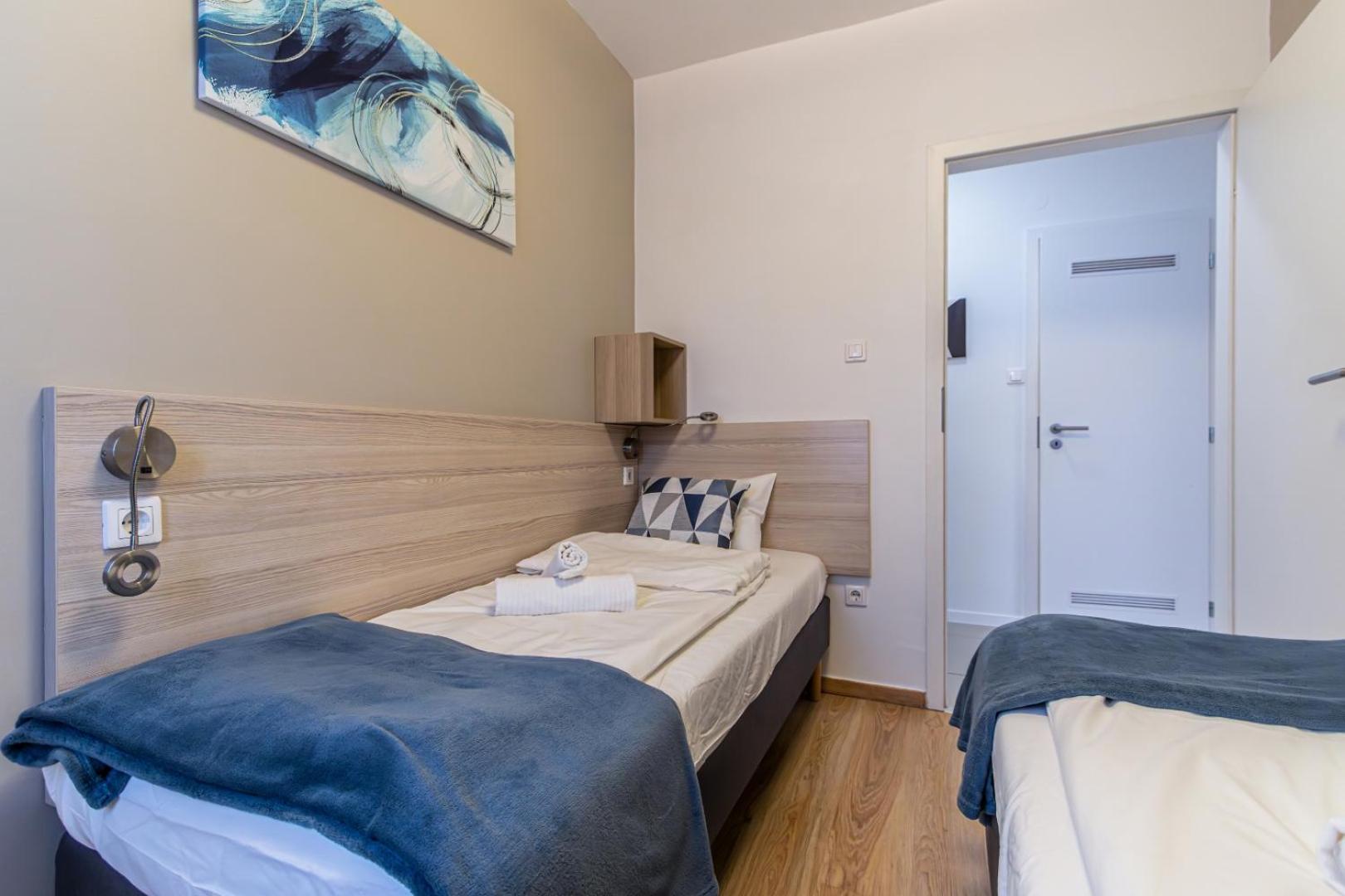 Corvin-luxe, 3 Bedroom In Center Apartment *