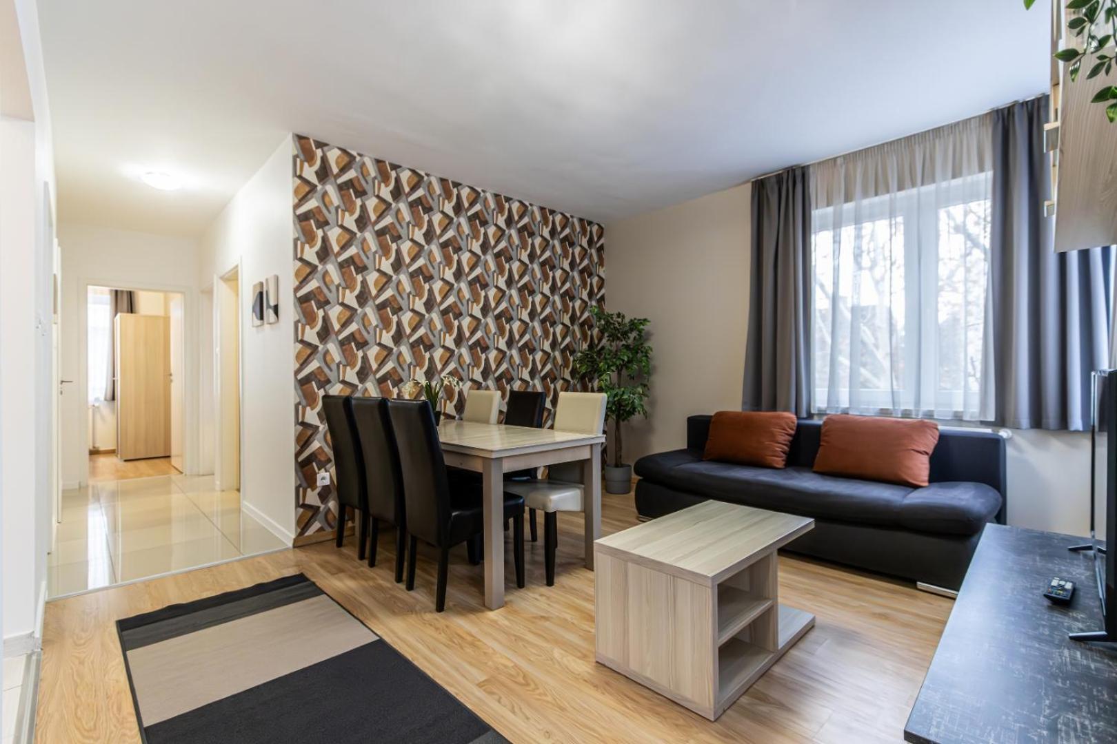 Apartment Corvin-luxe, 3 Bedroom In Center Budapest