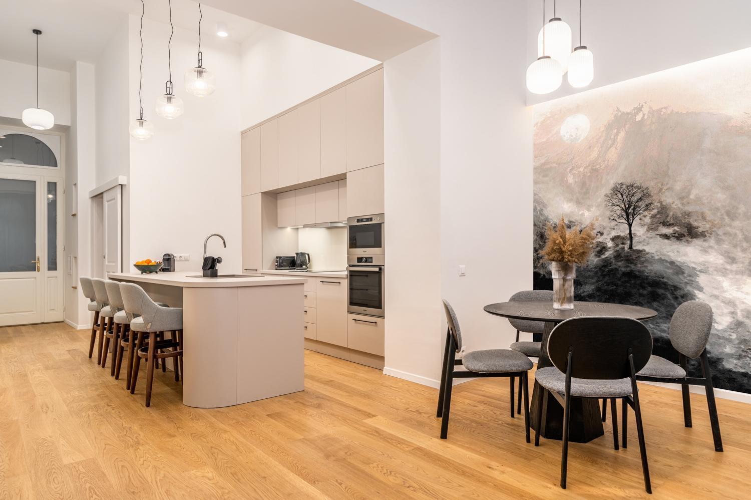 Modern Flat In With Pinkflamingo *