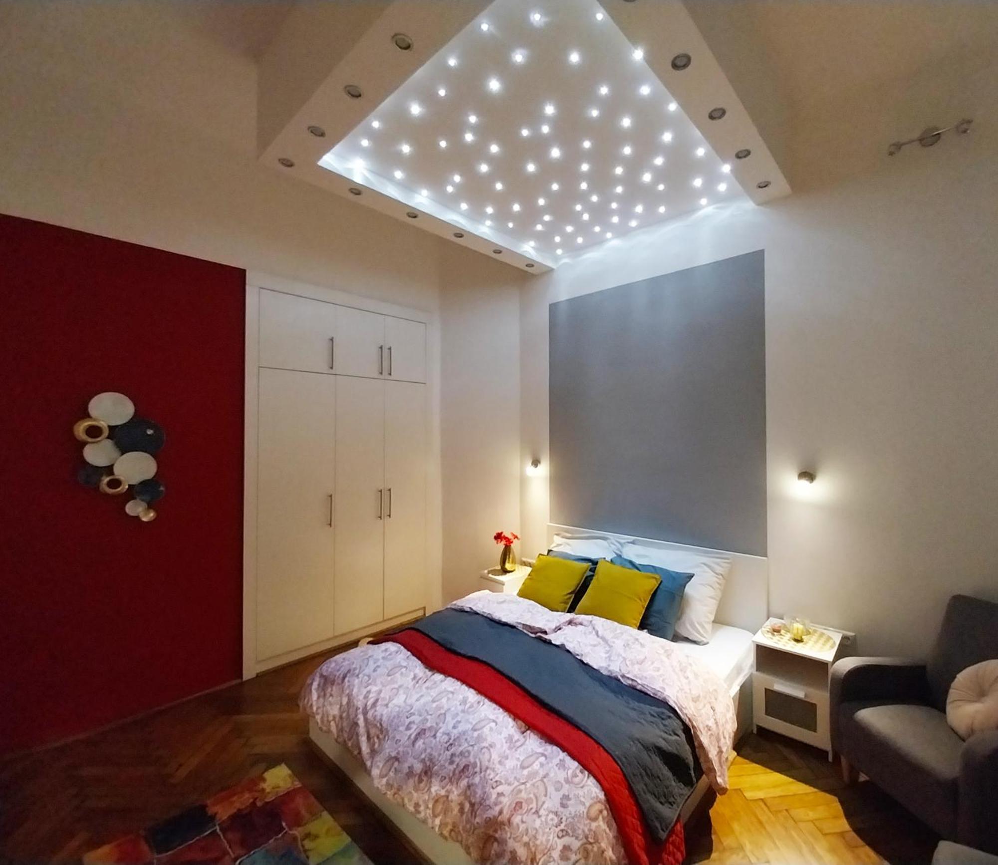 Appartamento King Bed & Cozy Lighting, Free Wifi In Budapest