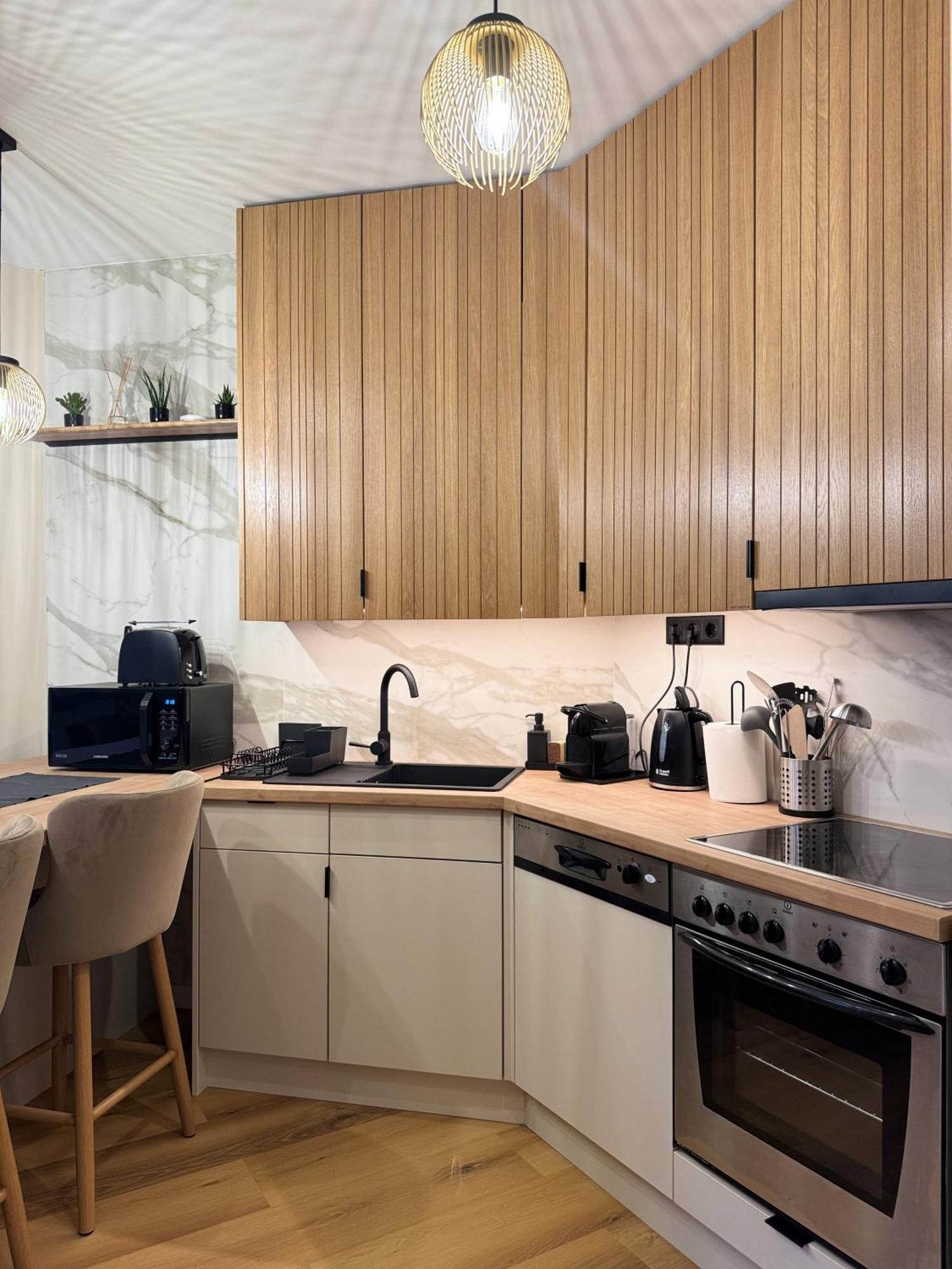 Apartment Standard By Hi5- Kiraly Beautiful *