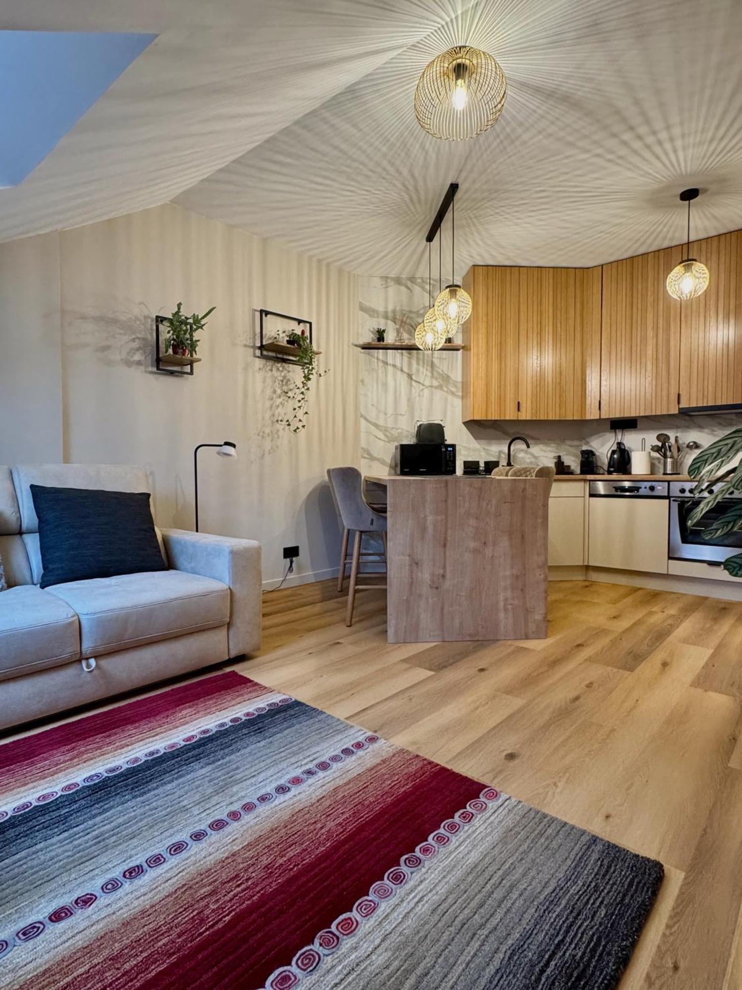 Apartment Standard By Hi5- Kiraly Beautiful