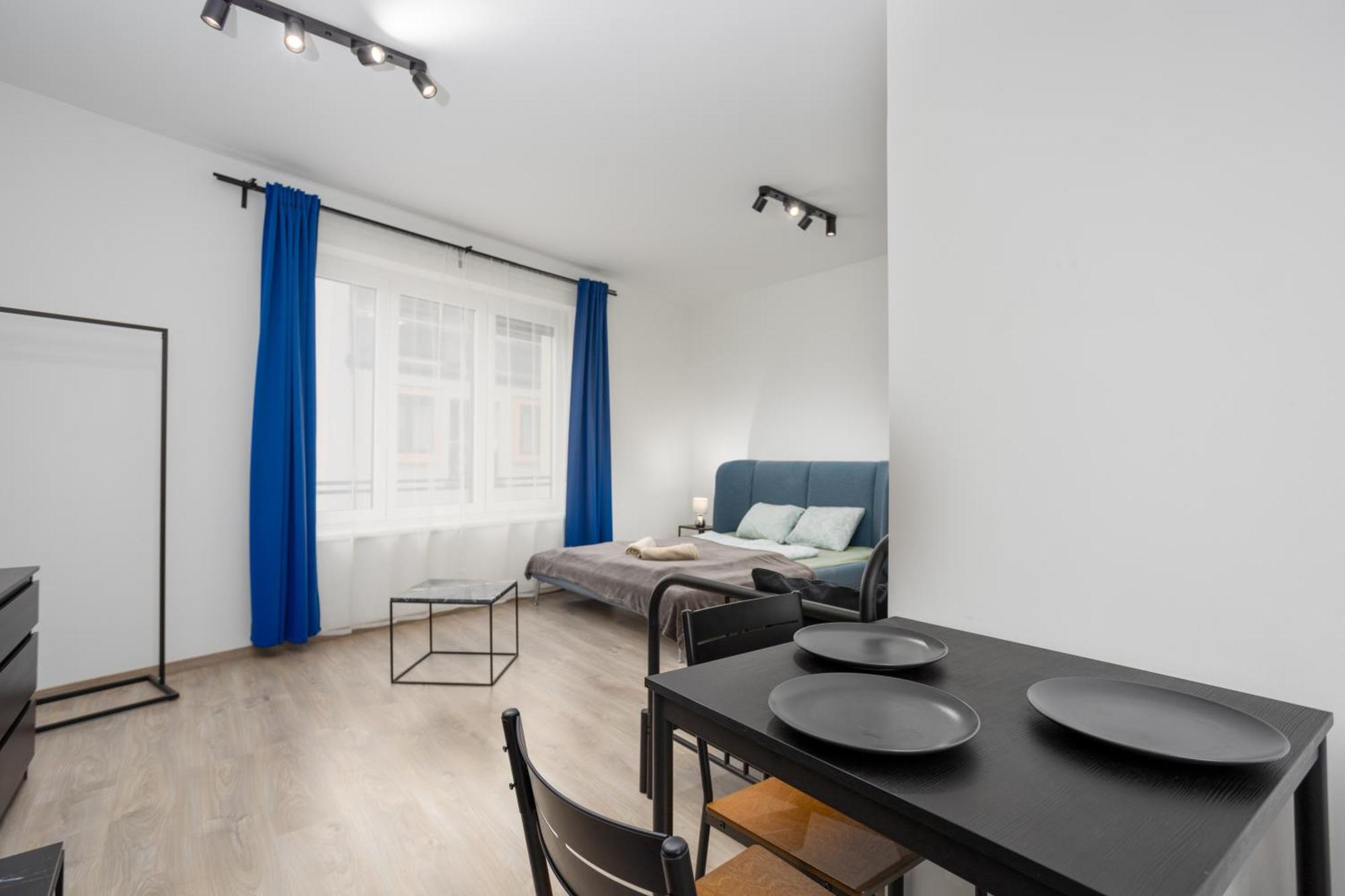 Brandnewtranquil With Free Parking Appartement Budapest