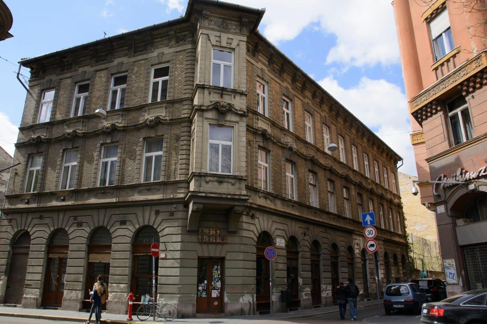 New Walnuttree Double 12 Pers Apartment Budapest