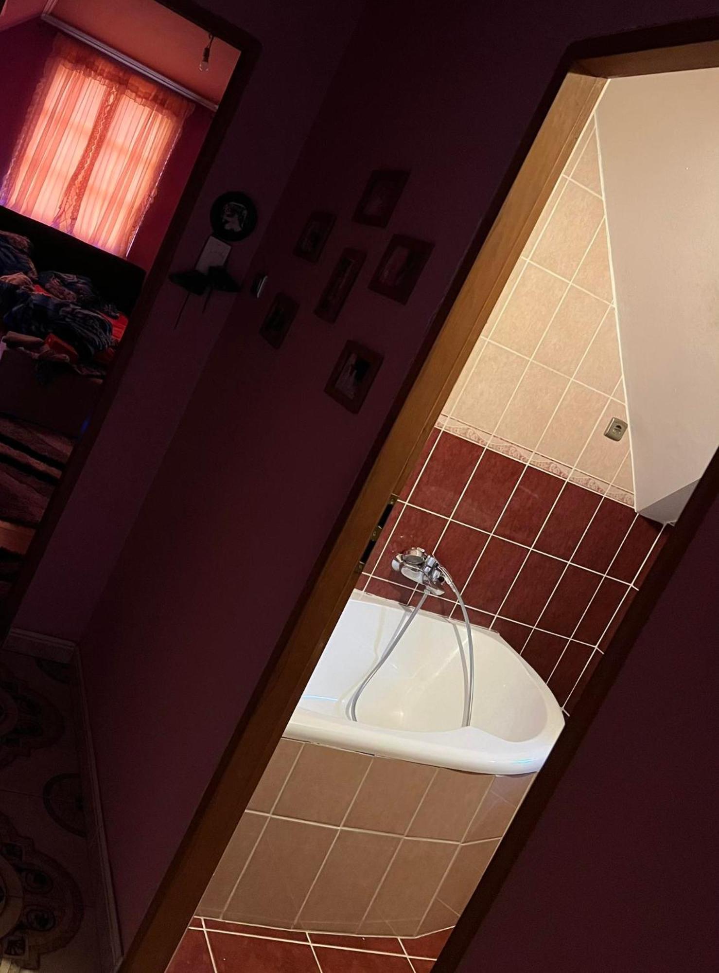 Bianka & Car Rent Hostal