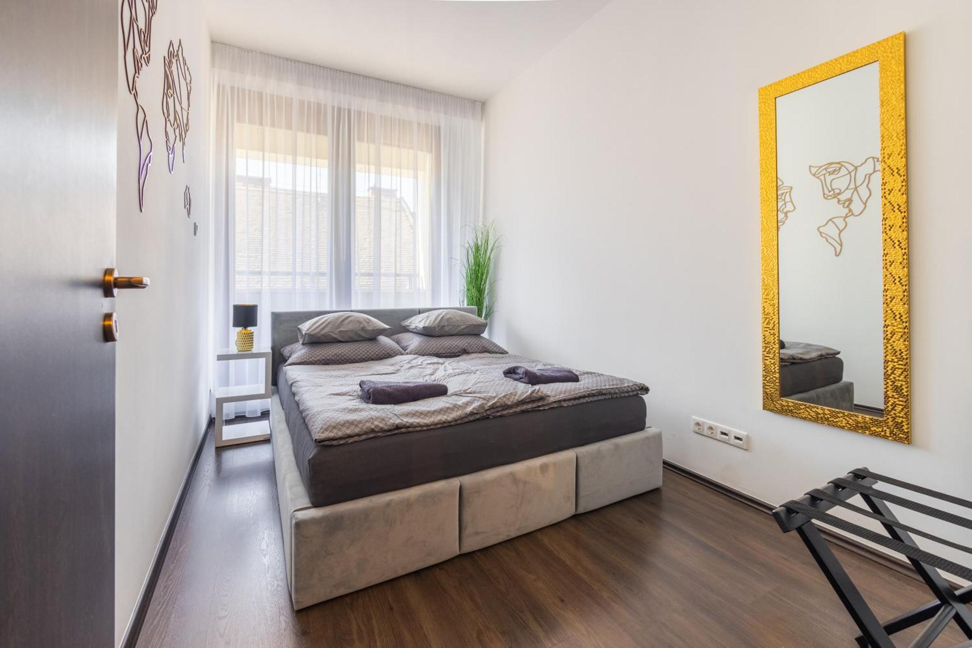 Free Parkin Sensational Location 3room