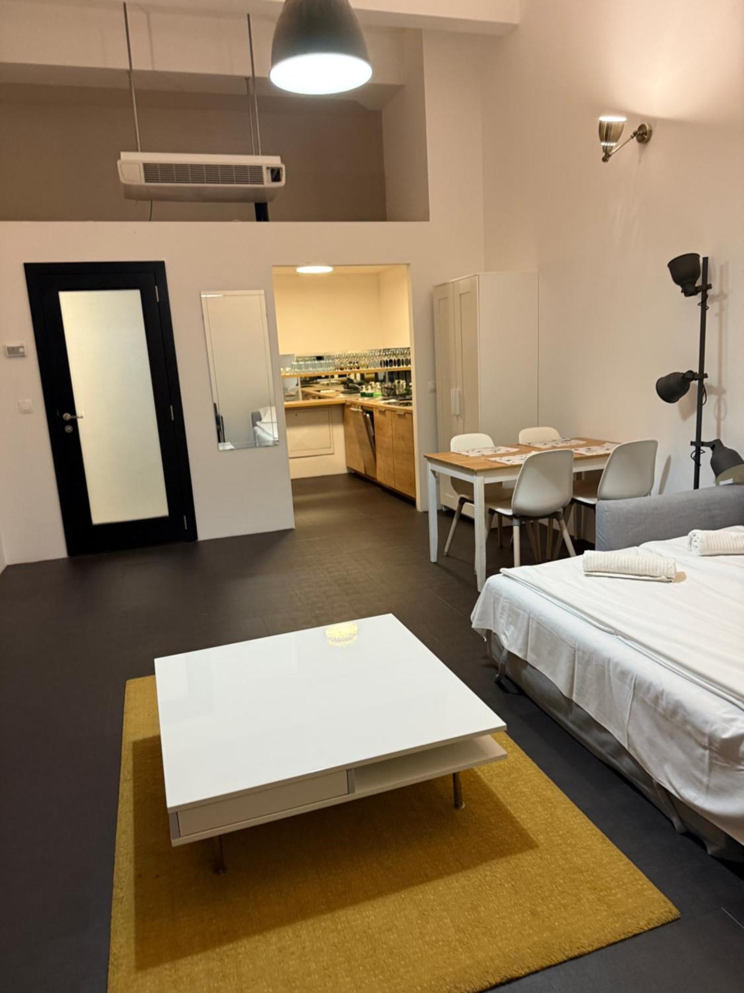 Appartamento Szip Loft Astoria 1- Downtown