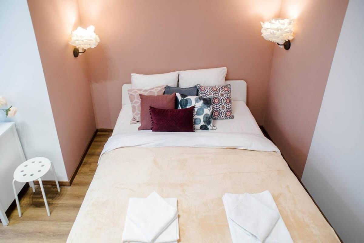 5 Bedrooms With Ac In Center Appartamento *