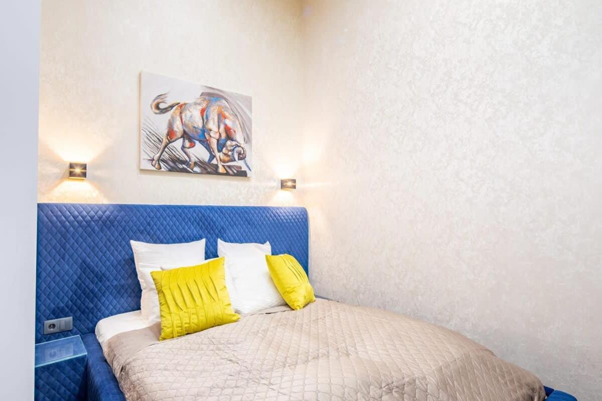 Location - Modern Luxury Lejlighed *