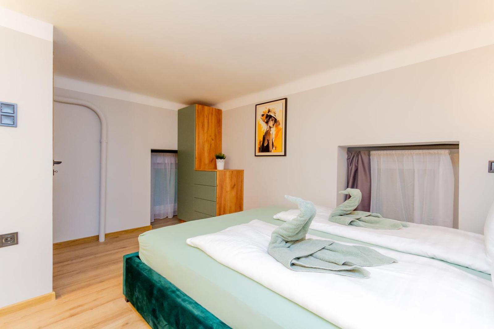 Boulevard Haven W Terrace & Ac By Nw Apartamento Budapest