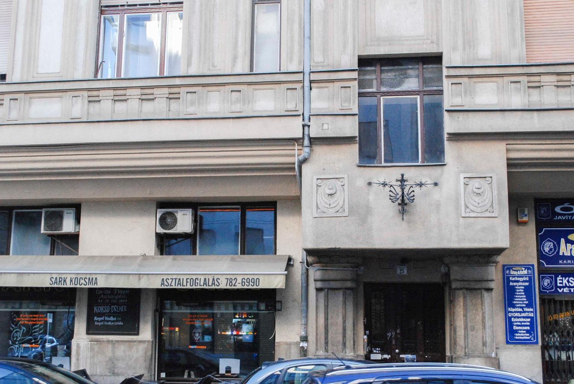 W25 Spacious 3br Free Parking Budapest