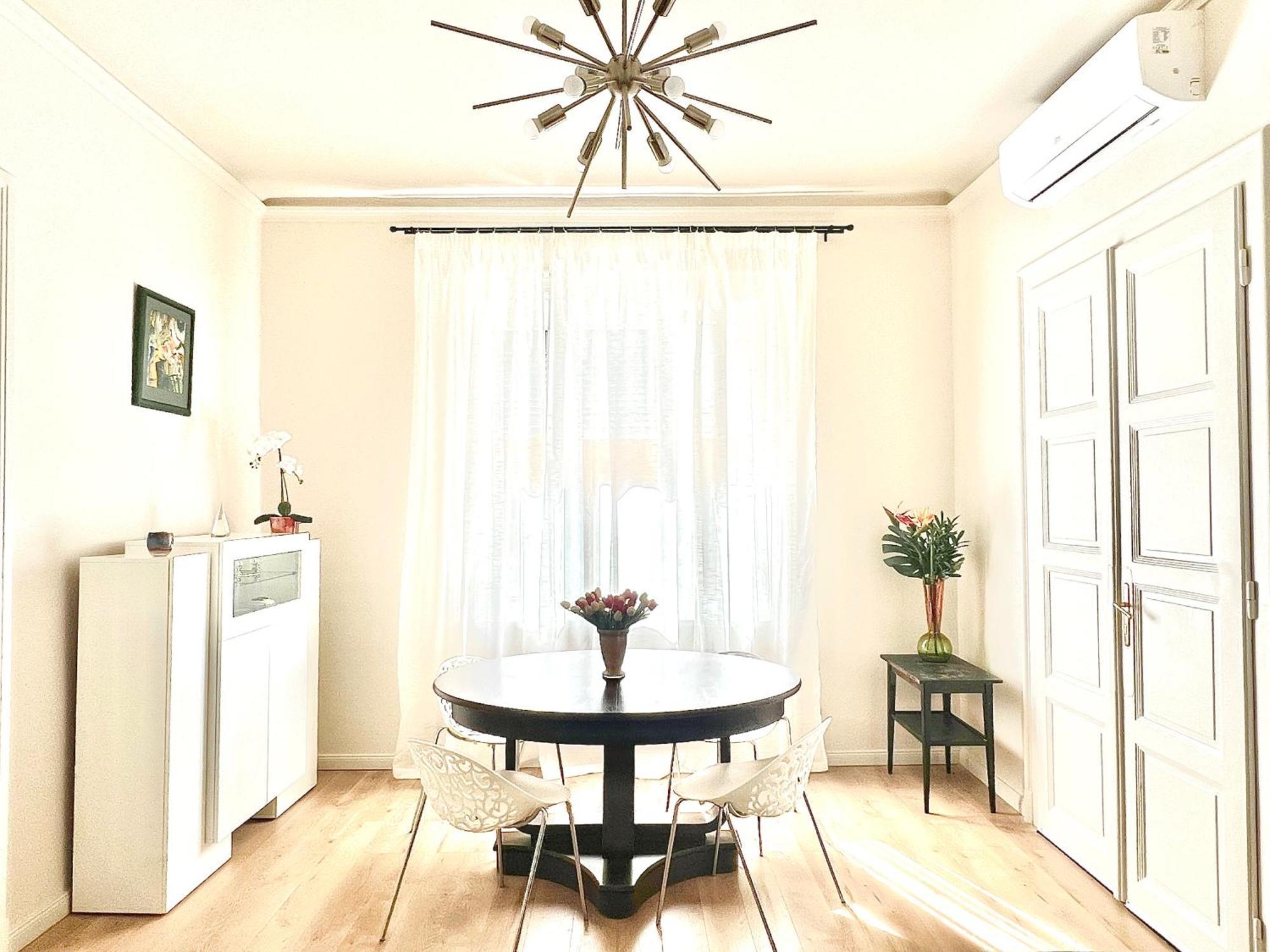 Brand New Parliament Designer Smarthome For 4 Ppl Apartmán *