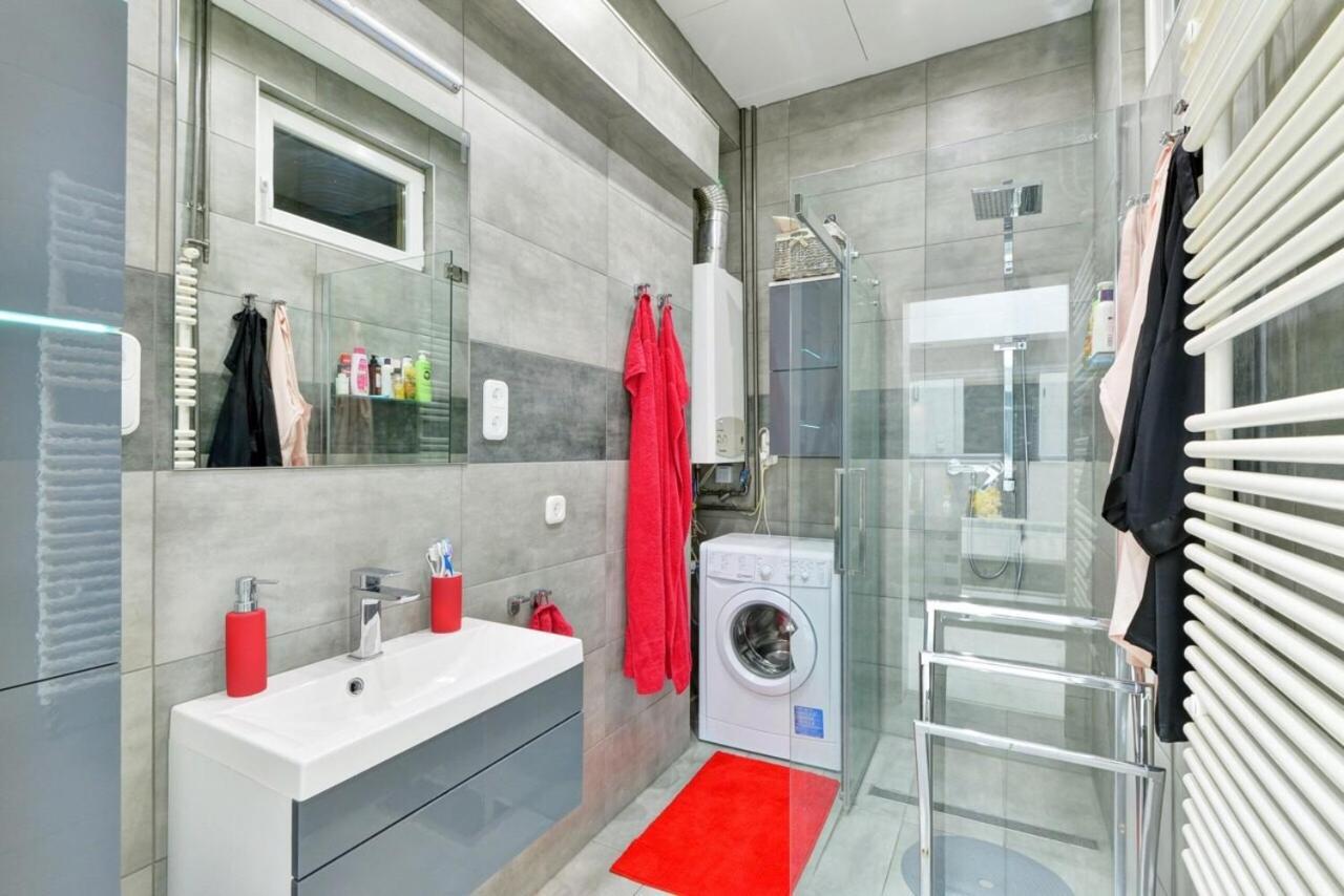 Grey Comfort 2br Near Keleti *
