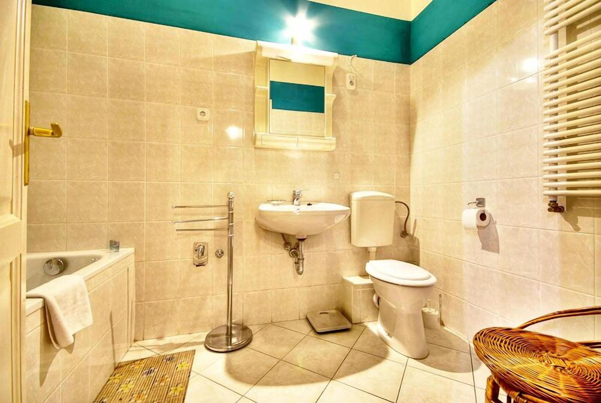 Appartement Vibrant 3 Bedroom In The Pulsing Heart Of Boedapest