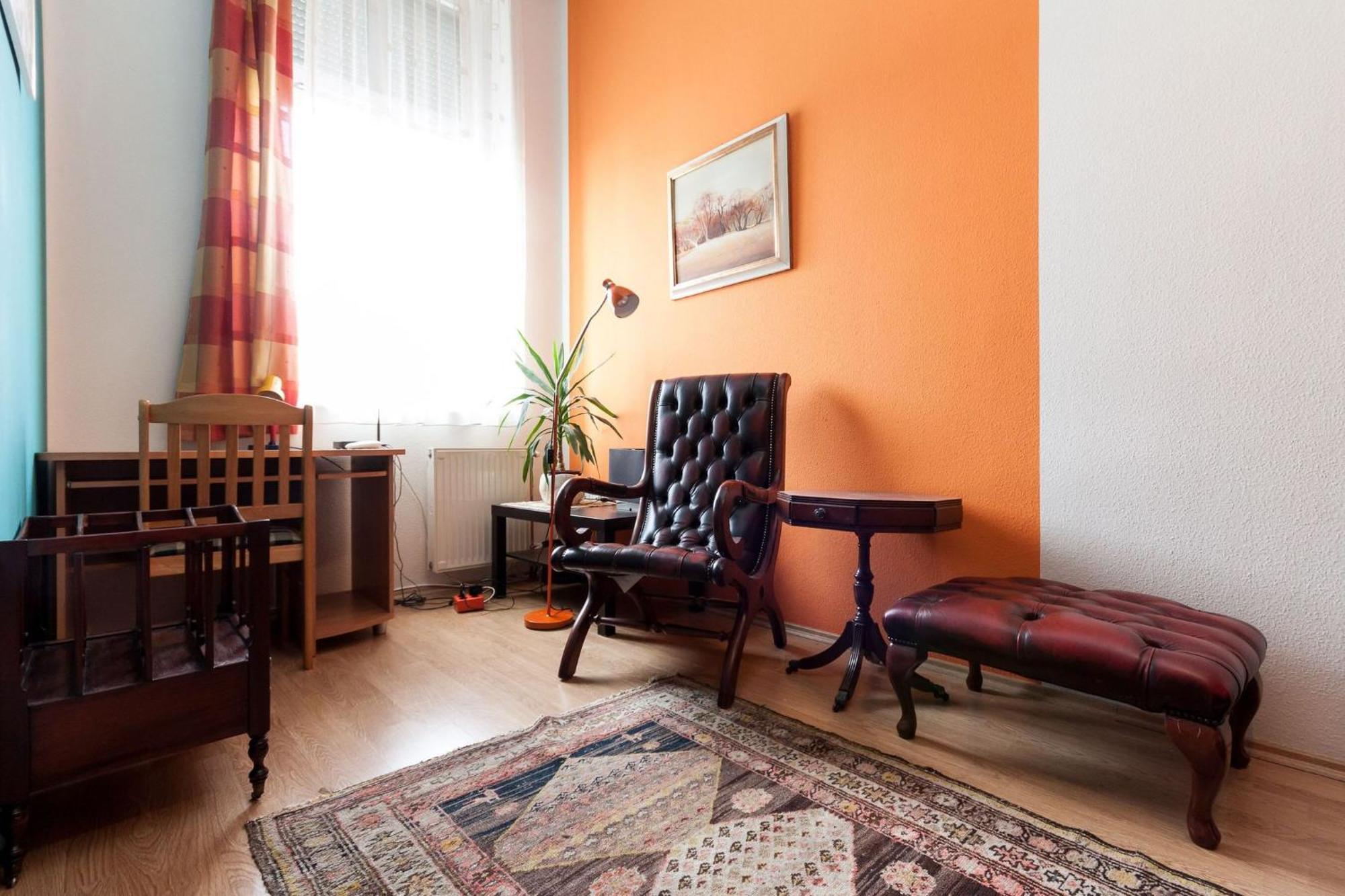 Vibrant 3 Bedroom In The Pulsing Heart Of Budapest