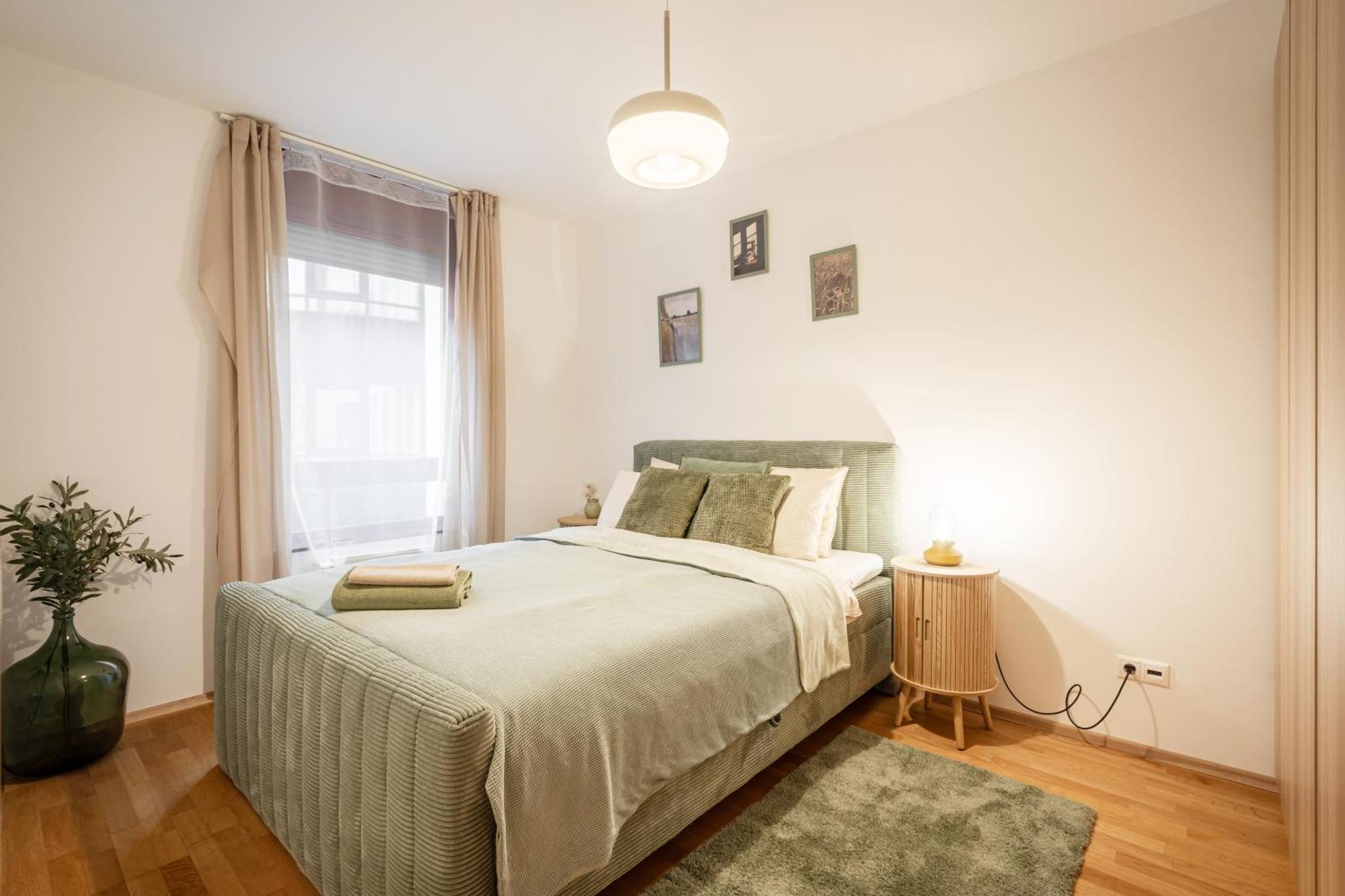 Leda Private Budapest