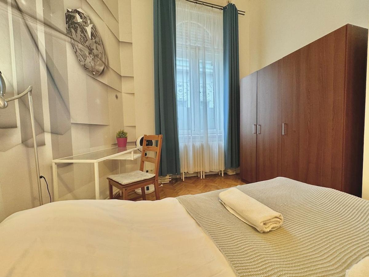 Appartamento Trendy Spacious, Parking, Downtown, Ruin Pubs!