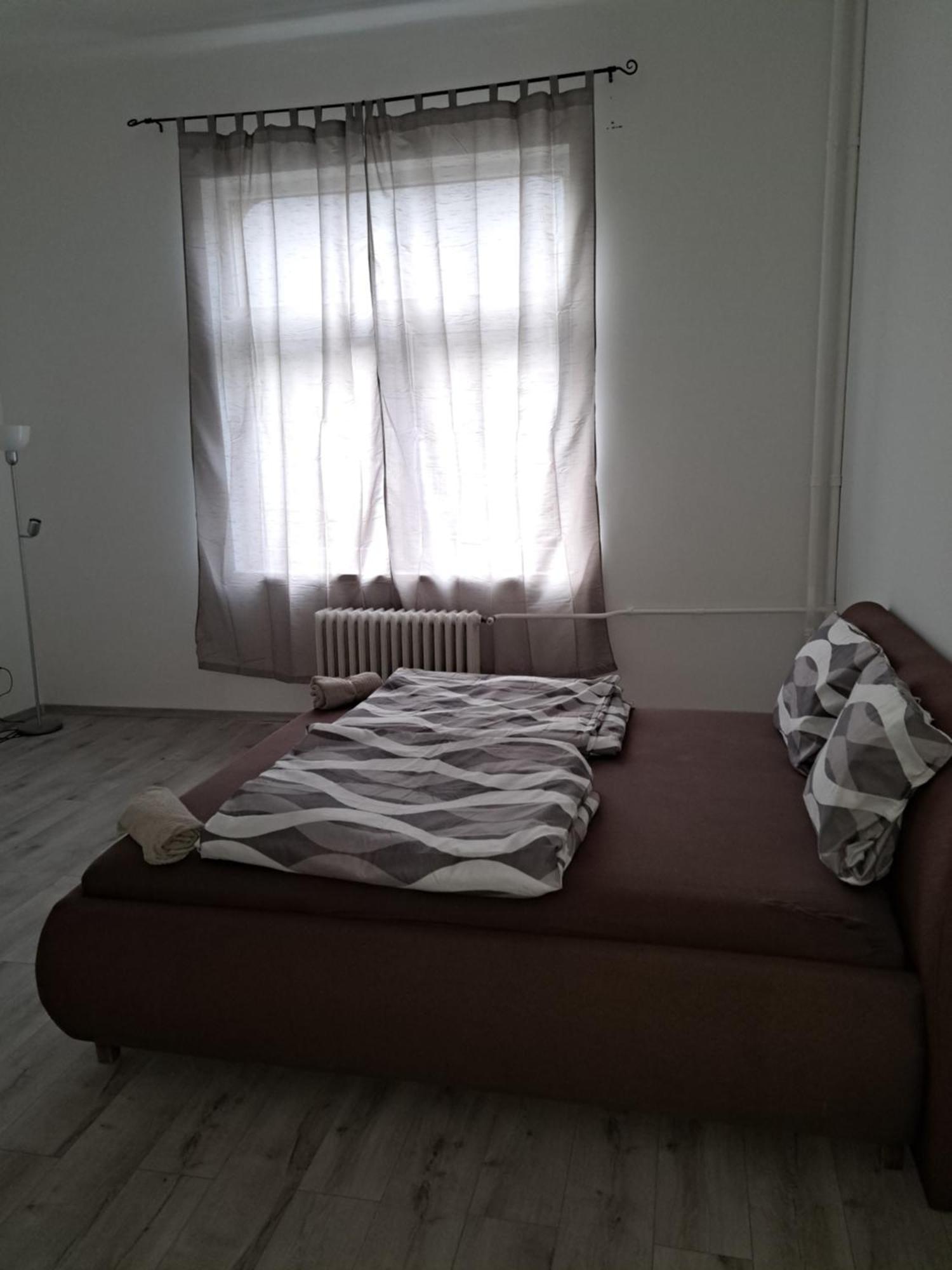 Appartamento A Szabadsag Hidnal