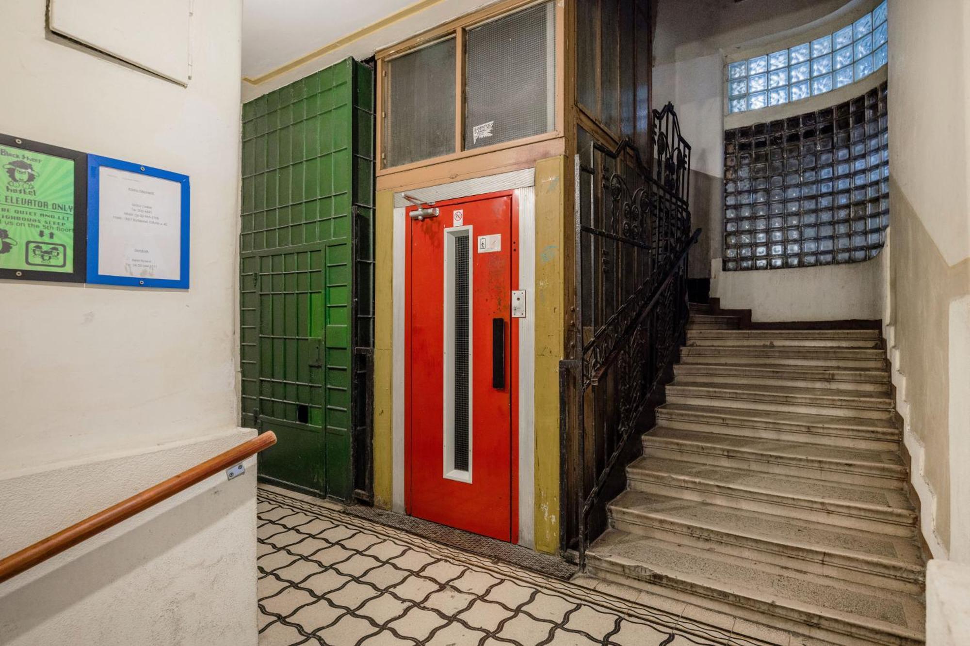Apartmán Charm In Budapest's Bustling 7th District Budapešť