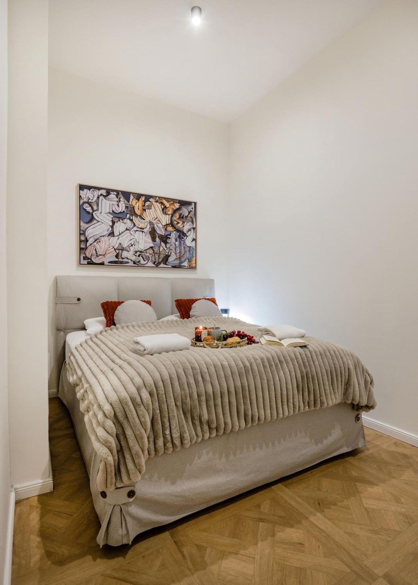 Charm In Budapest's Bustling 7th District