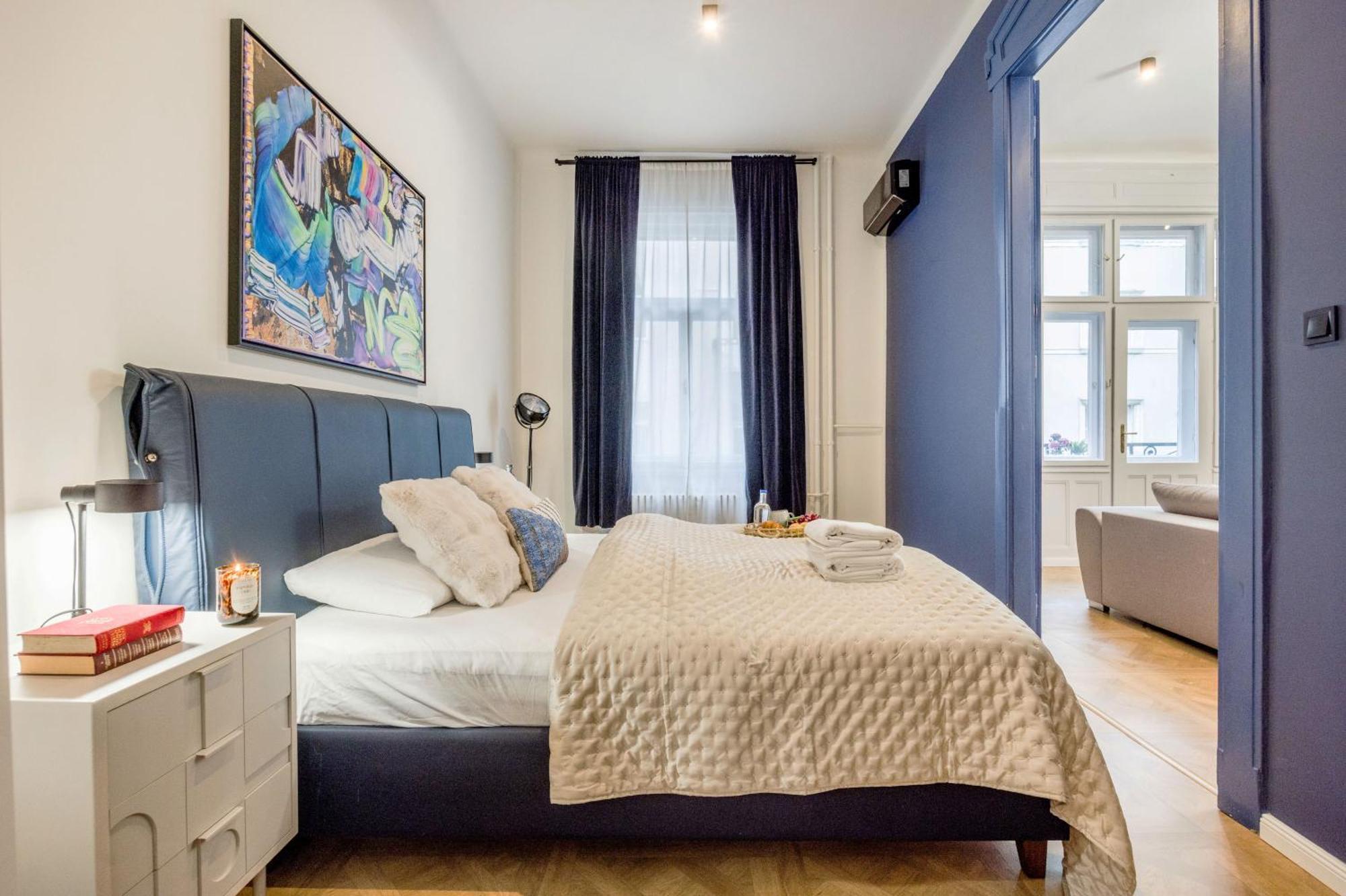 Charm In Budapest's Bustling 7th District Apartmán Budapešť