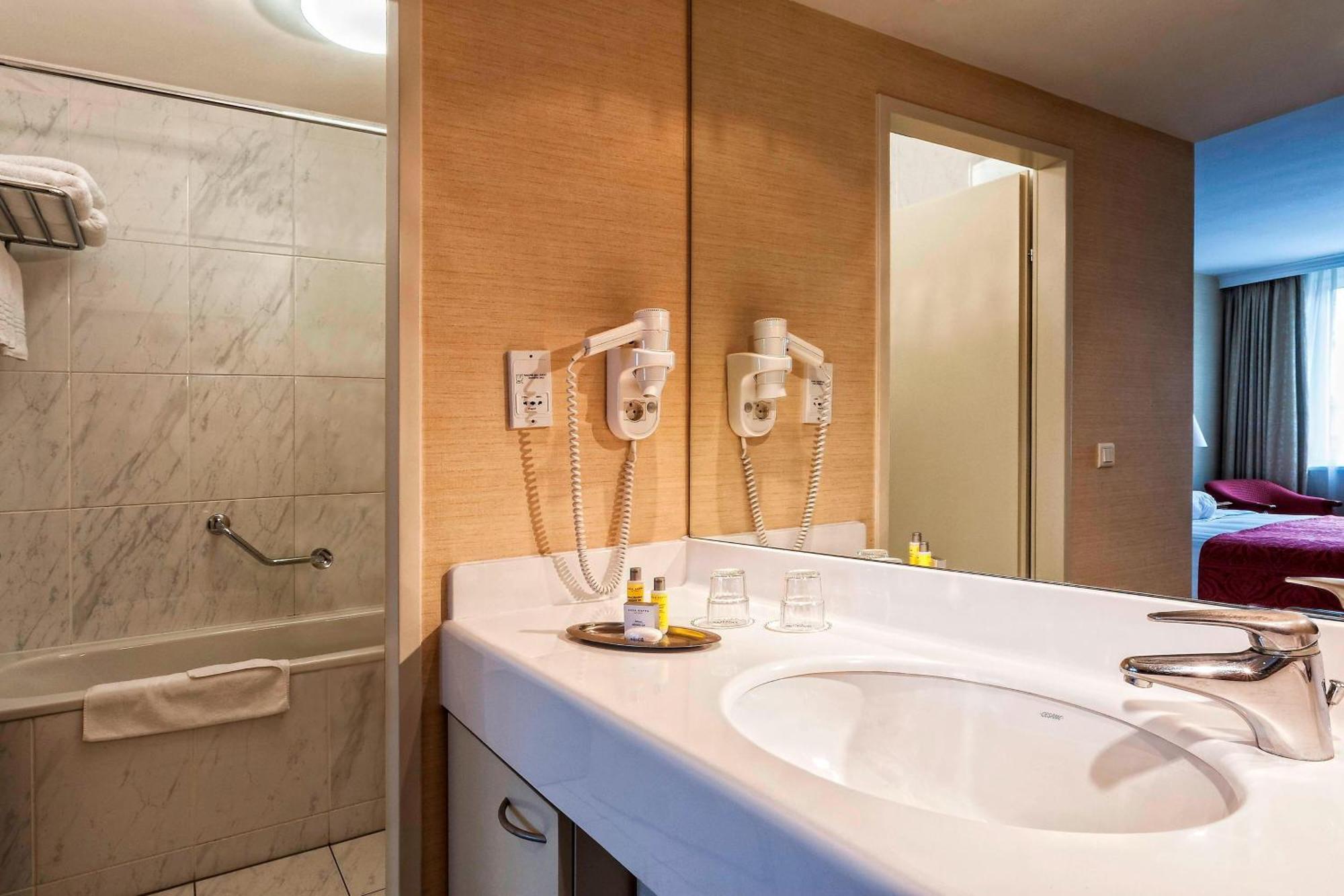 Millennium Court, - Marriott Executive Hotel Budapest