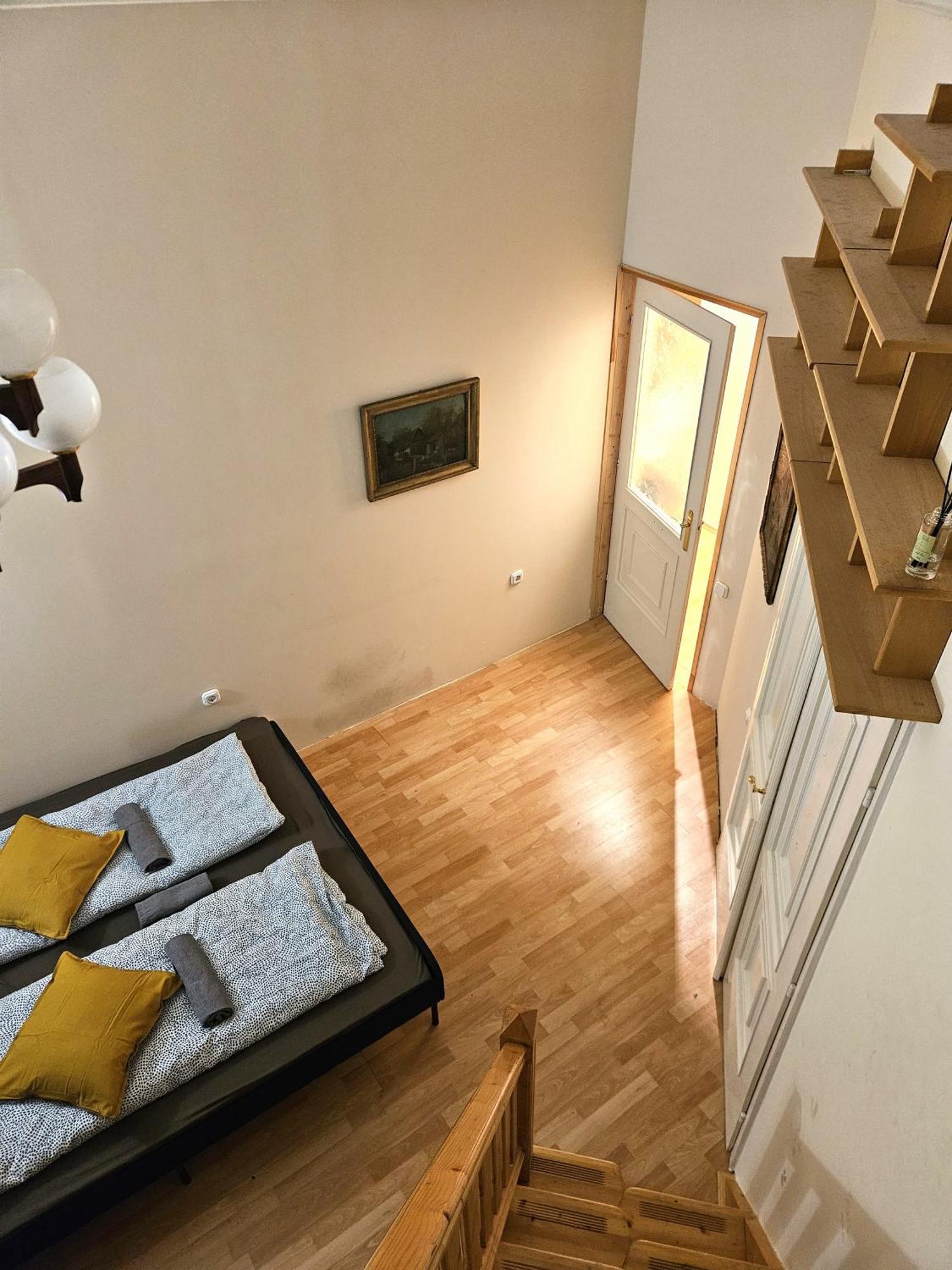 Apartment Cozy And Near Kalvin Square *