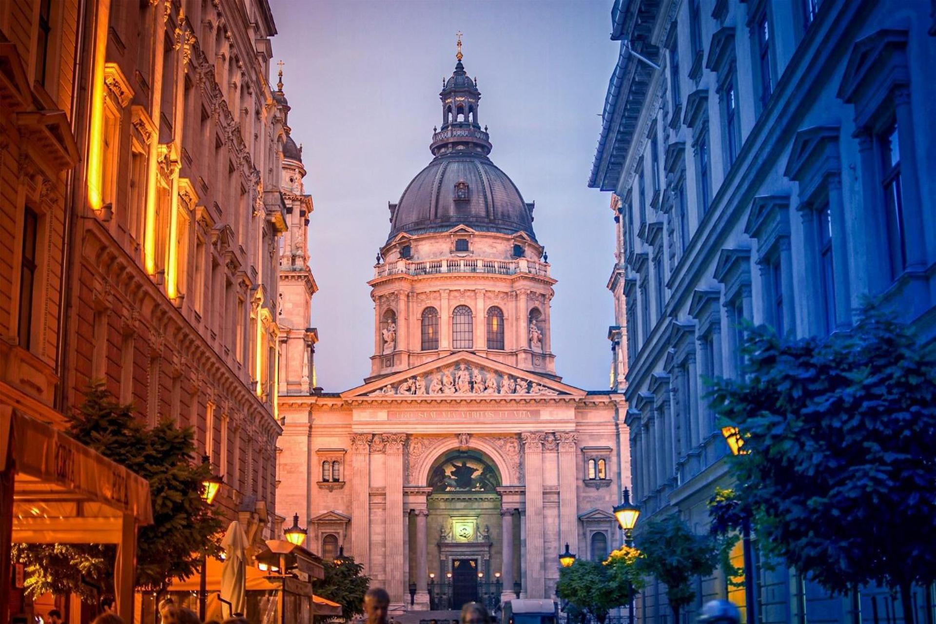 Stunning 3brm 3bath Julie Balcony & Views Appartement Budapest