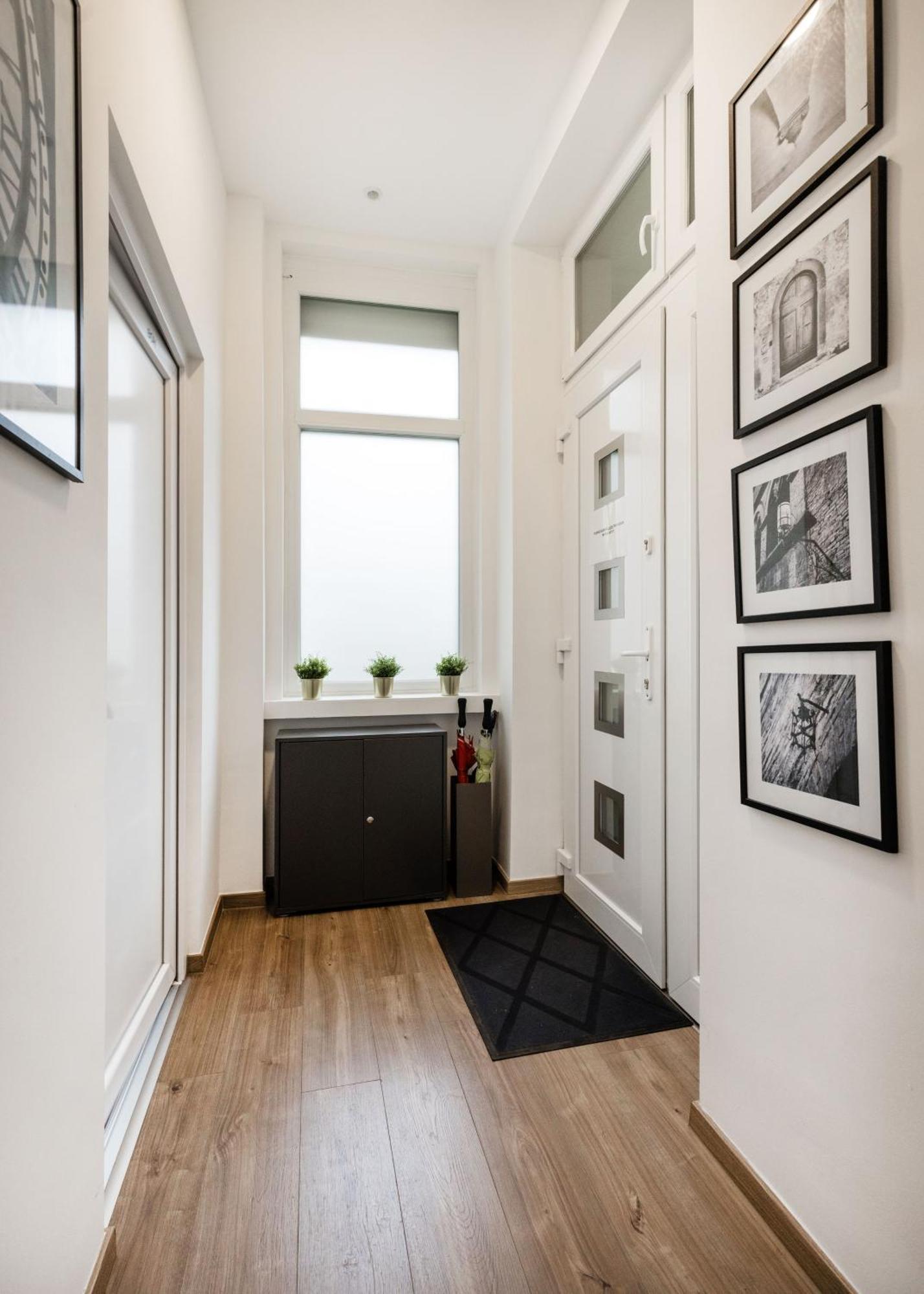 Stunning 3brm 3bath Julie Balcony & Views Appartement