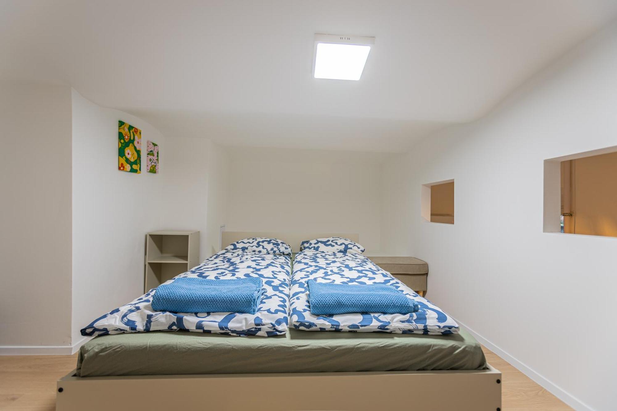 Cute Gallery Flat In Budapest, Autumn Appartamento Budapest