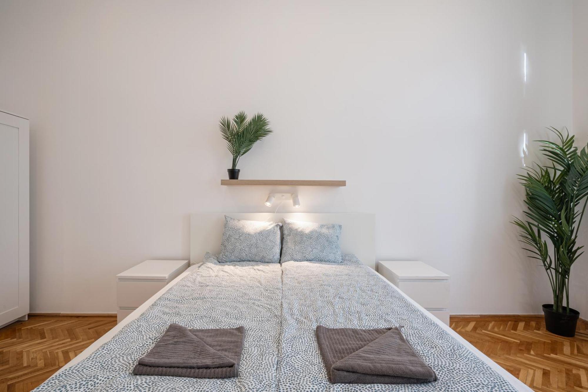 Luxurious Downtown Family Lägenhet *