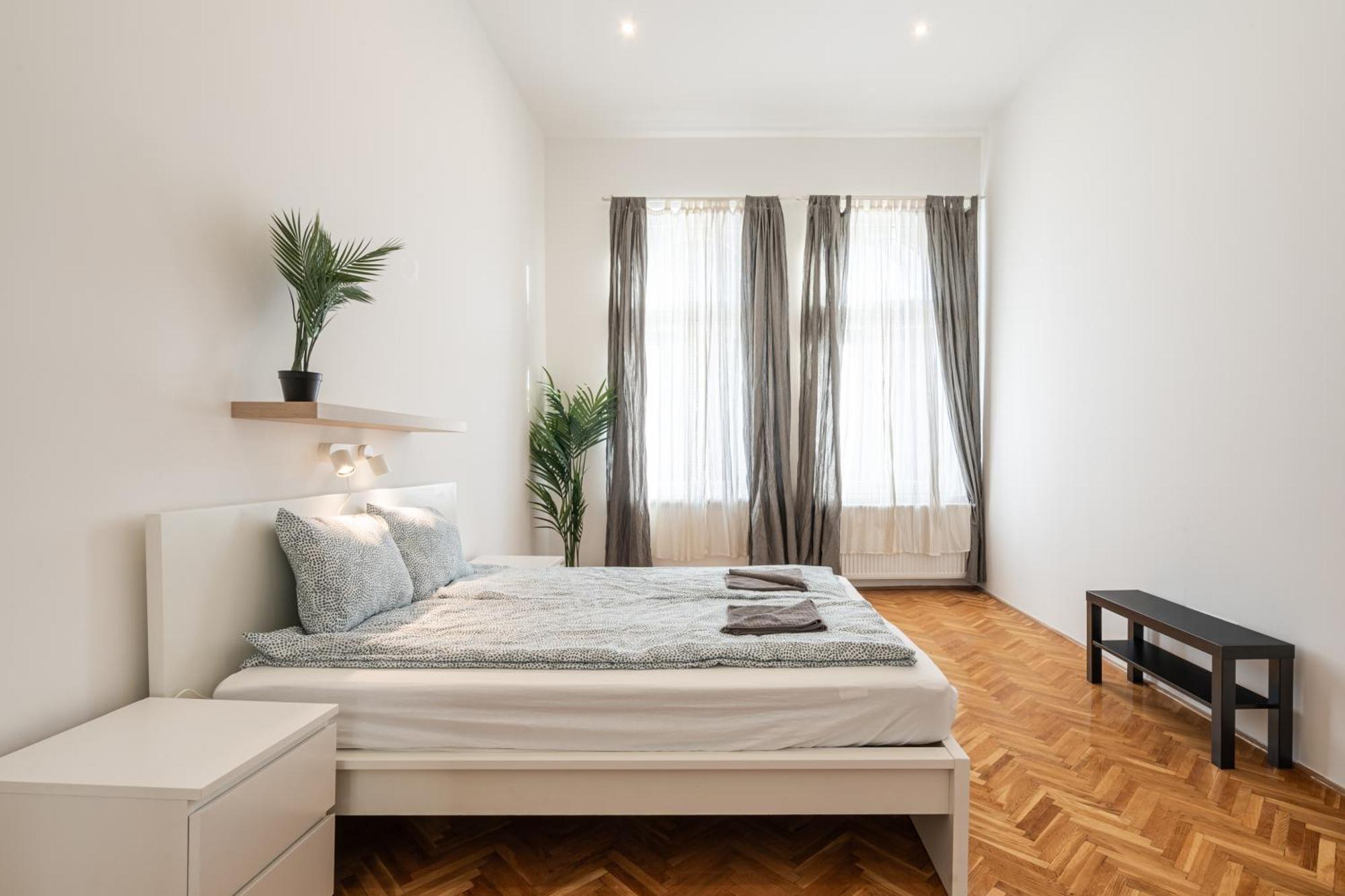 Luxurious Downtown Family Lägenhet