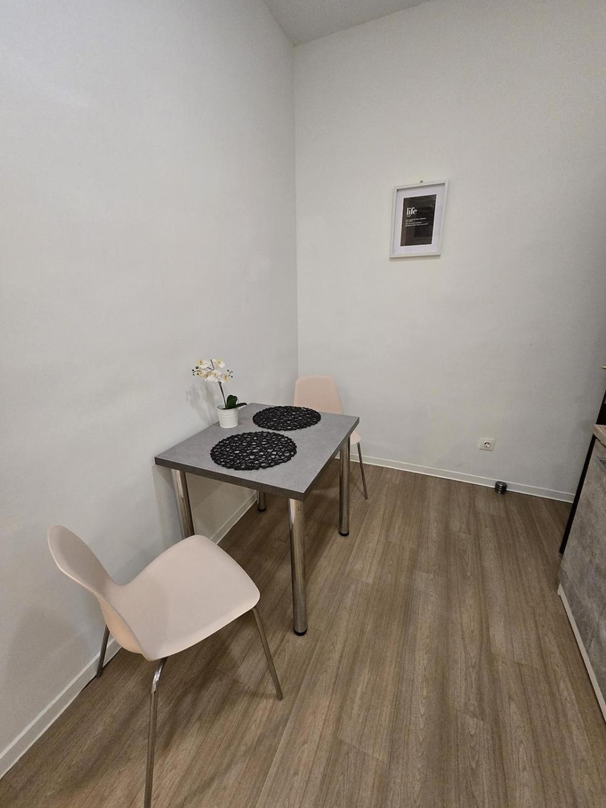 Apartmán Yan's Place - Next To Gozsdu Gardens *
