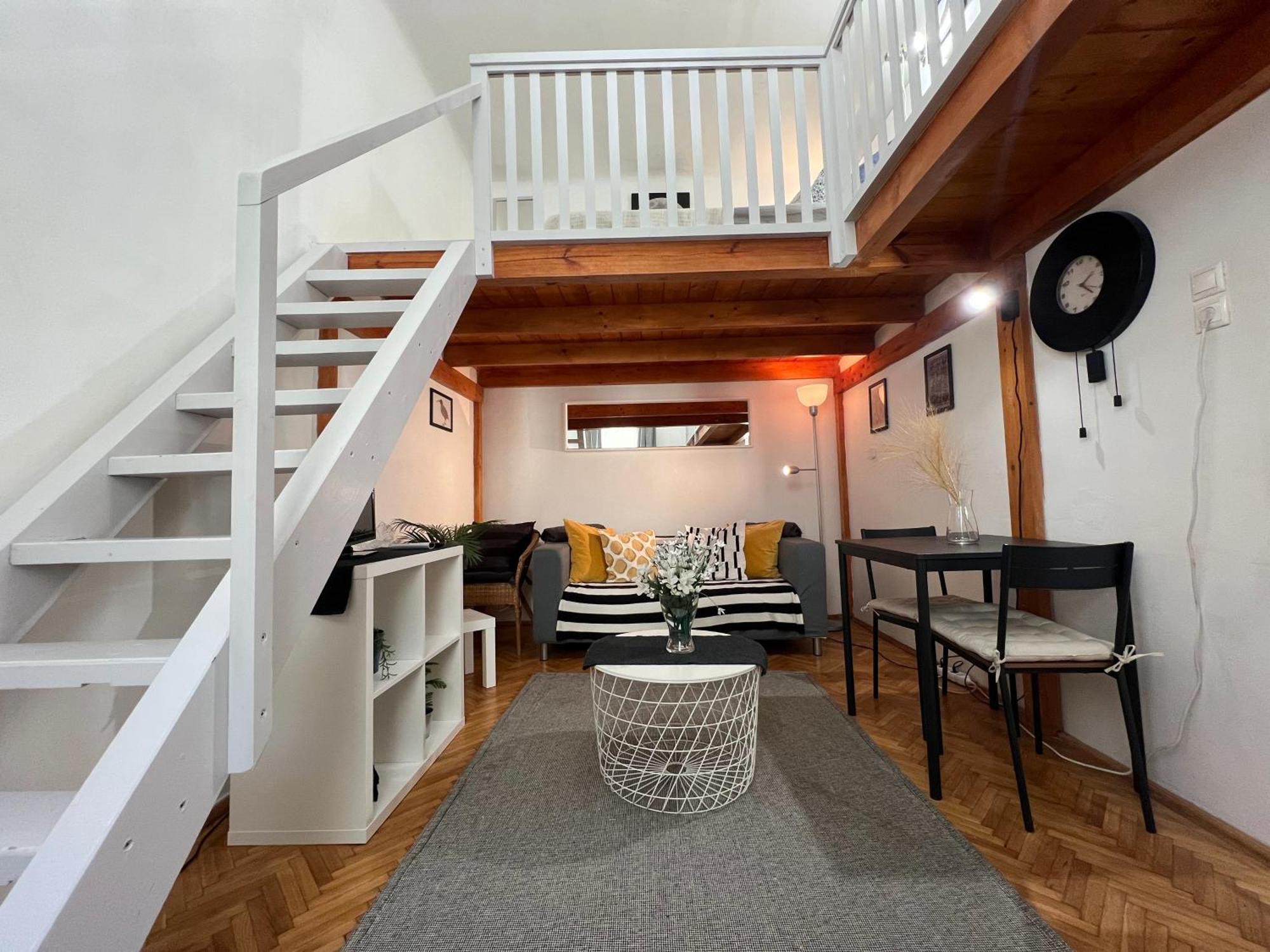 Apartment Lovely Little Loft In The Heart Of *
