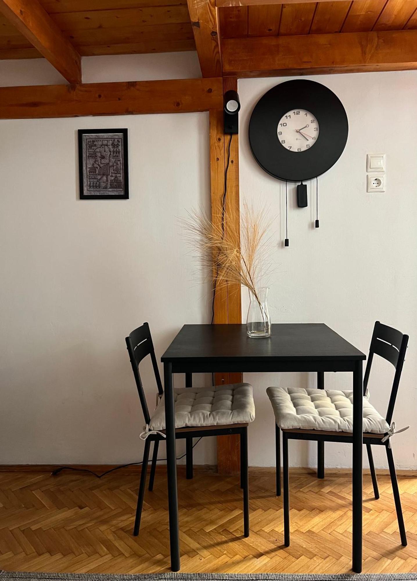 Apartment Lovely Little Loft In The Heart Of