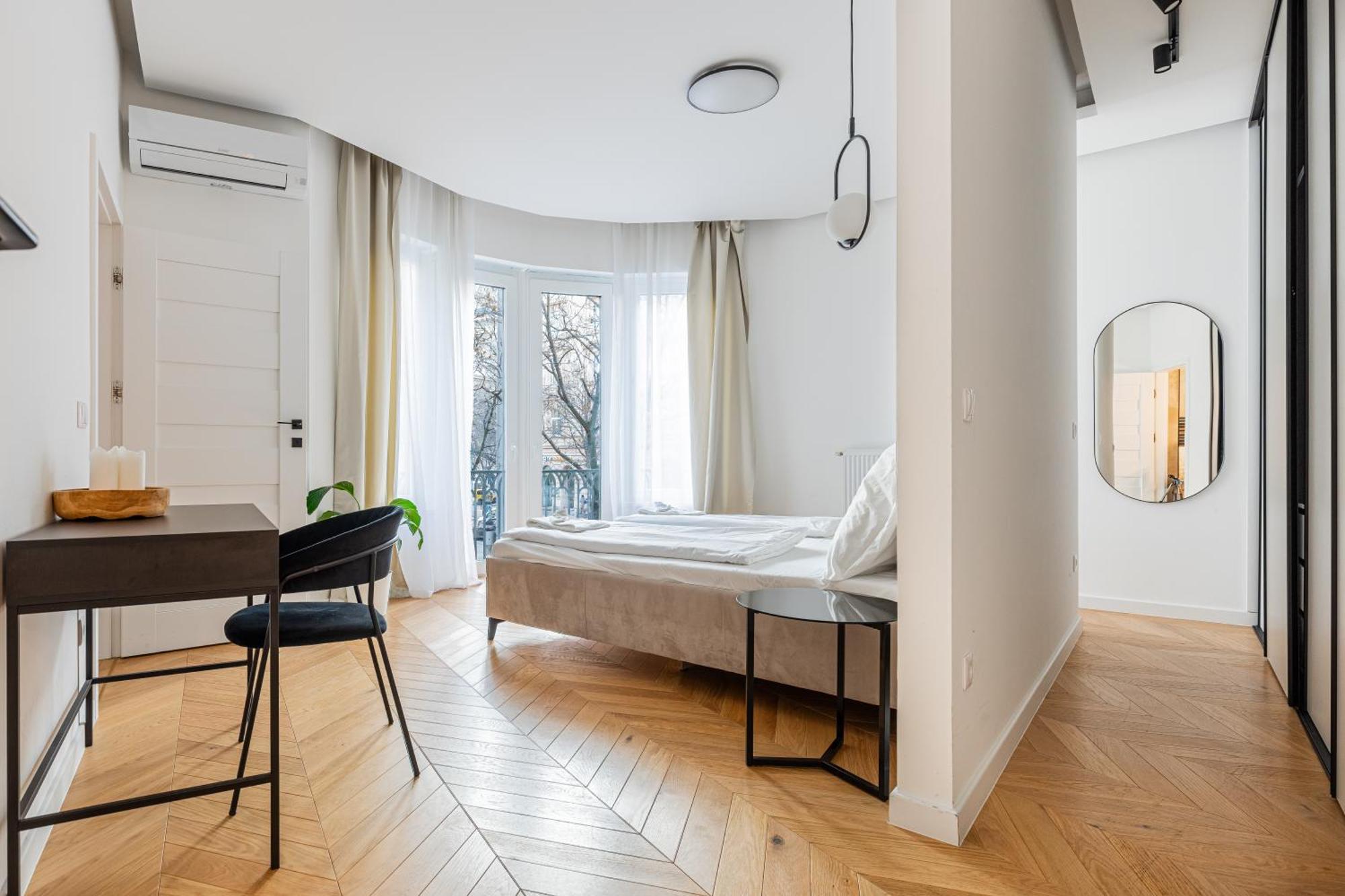 Pink Flamingo I Basilica Panorama With Parking Apartment *