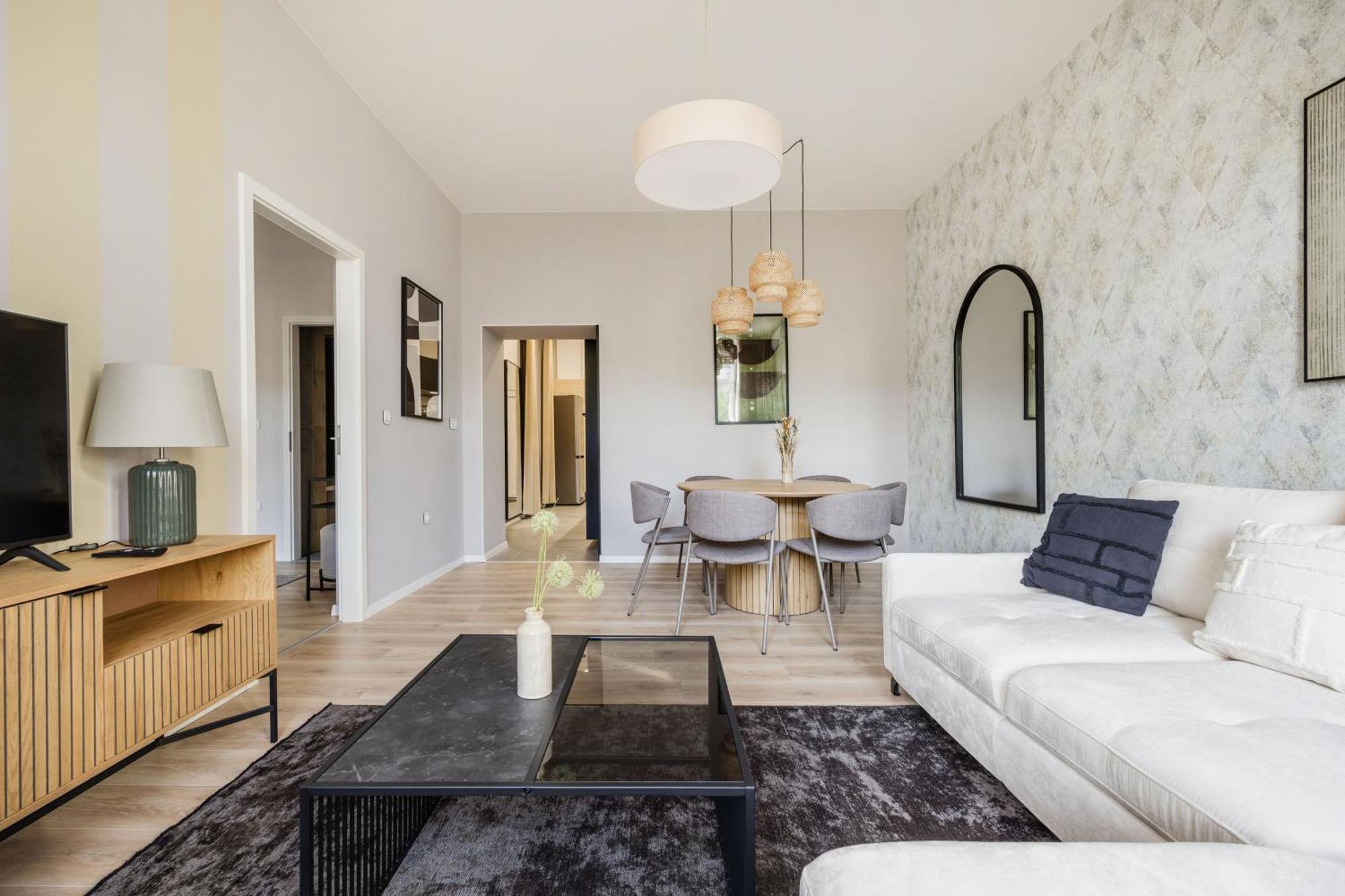 Stylish Escape * Budapest