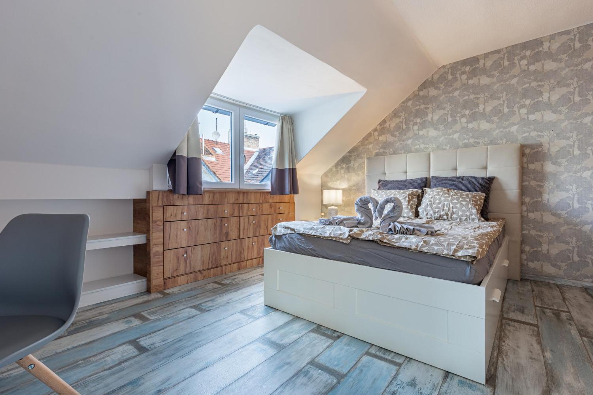 Appartamento Cozy, 2 Bedrooms Next To New York Cafe Budapest