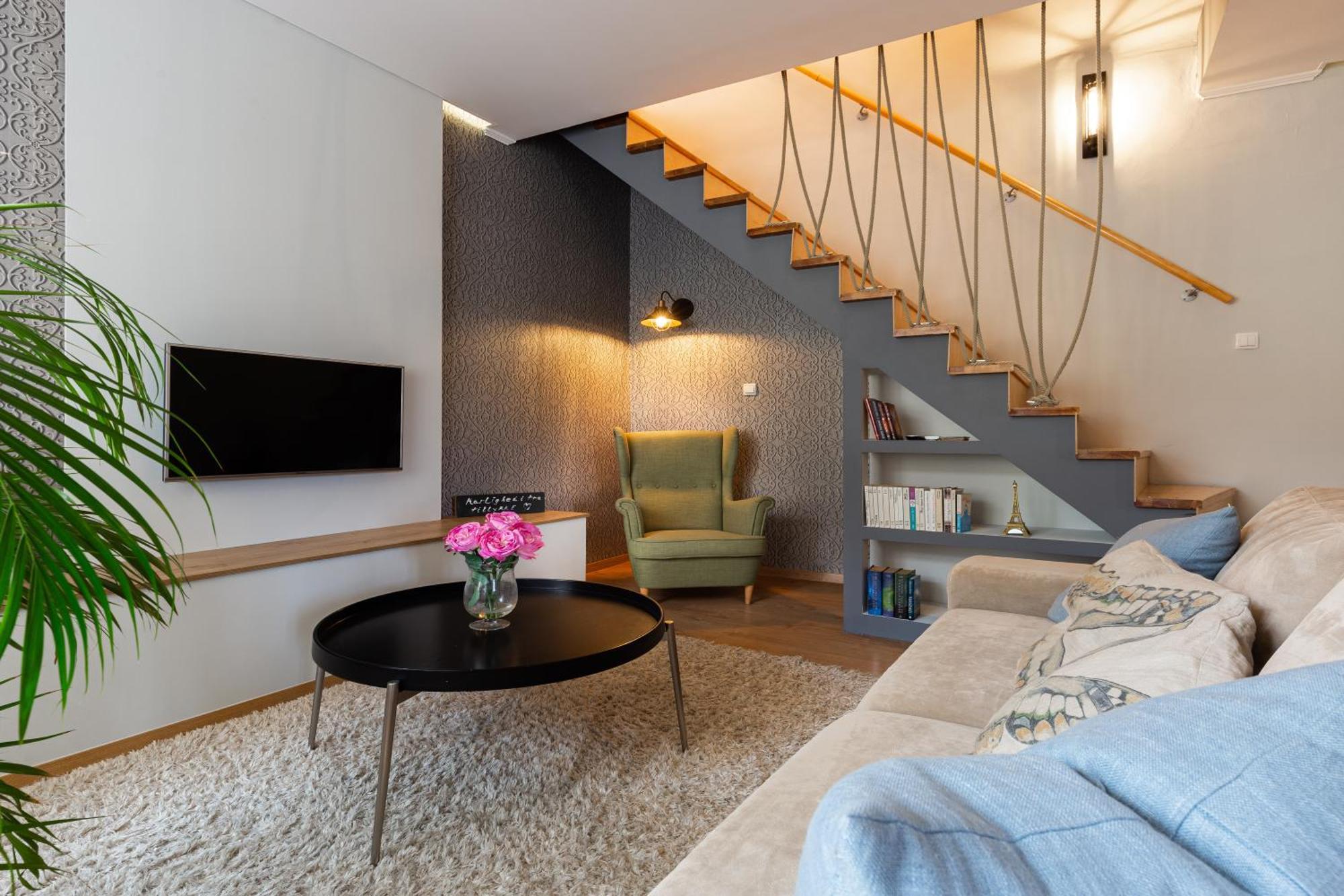 Cozy, 2 Bedrooms Next To New York Cafe Appartamento