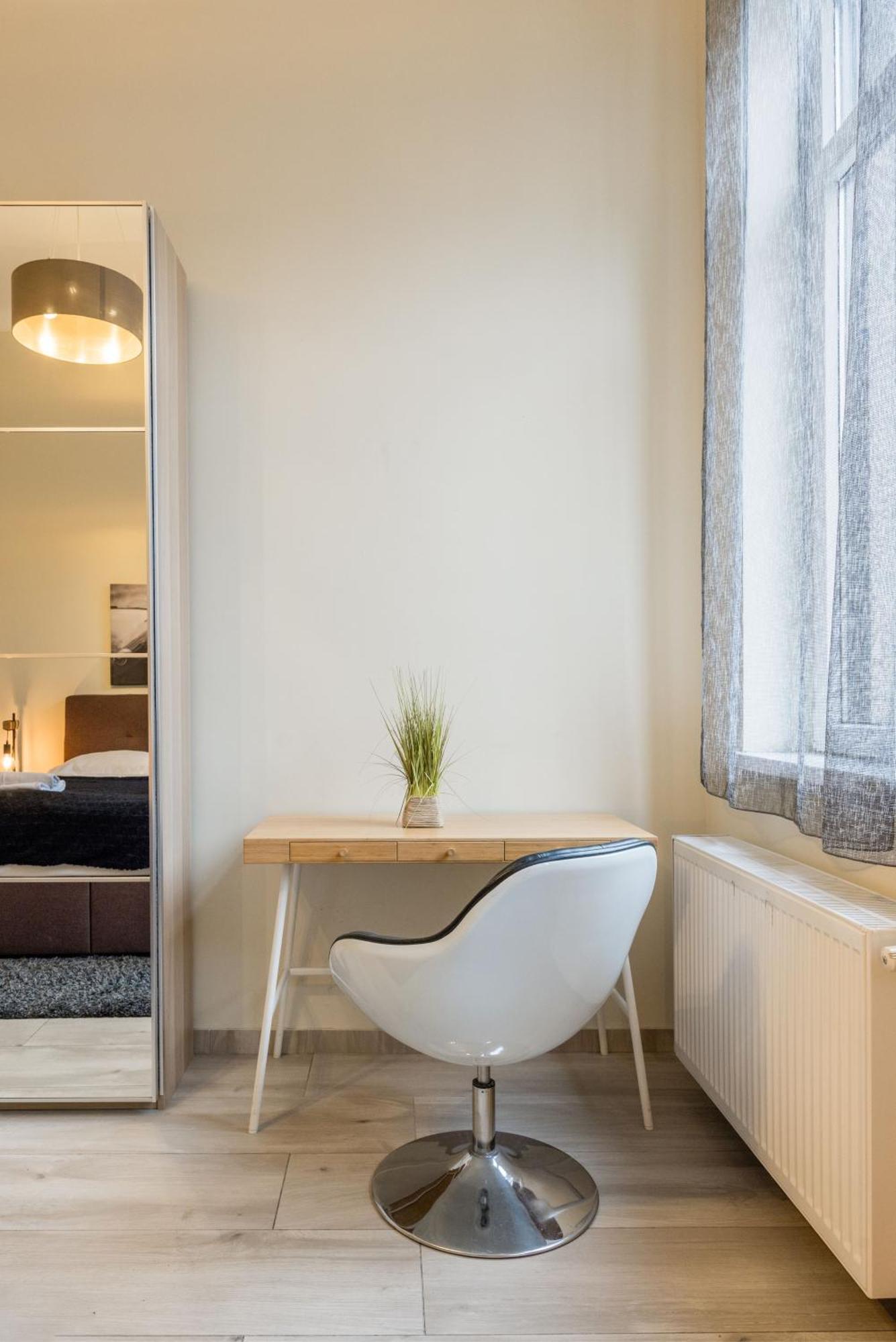 Appartamento Your 3-bdrm At Szimpla Kert Budapest