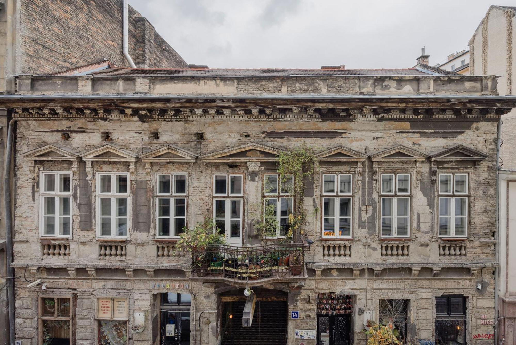 Your 3-bdrm At Szimpla Kert *