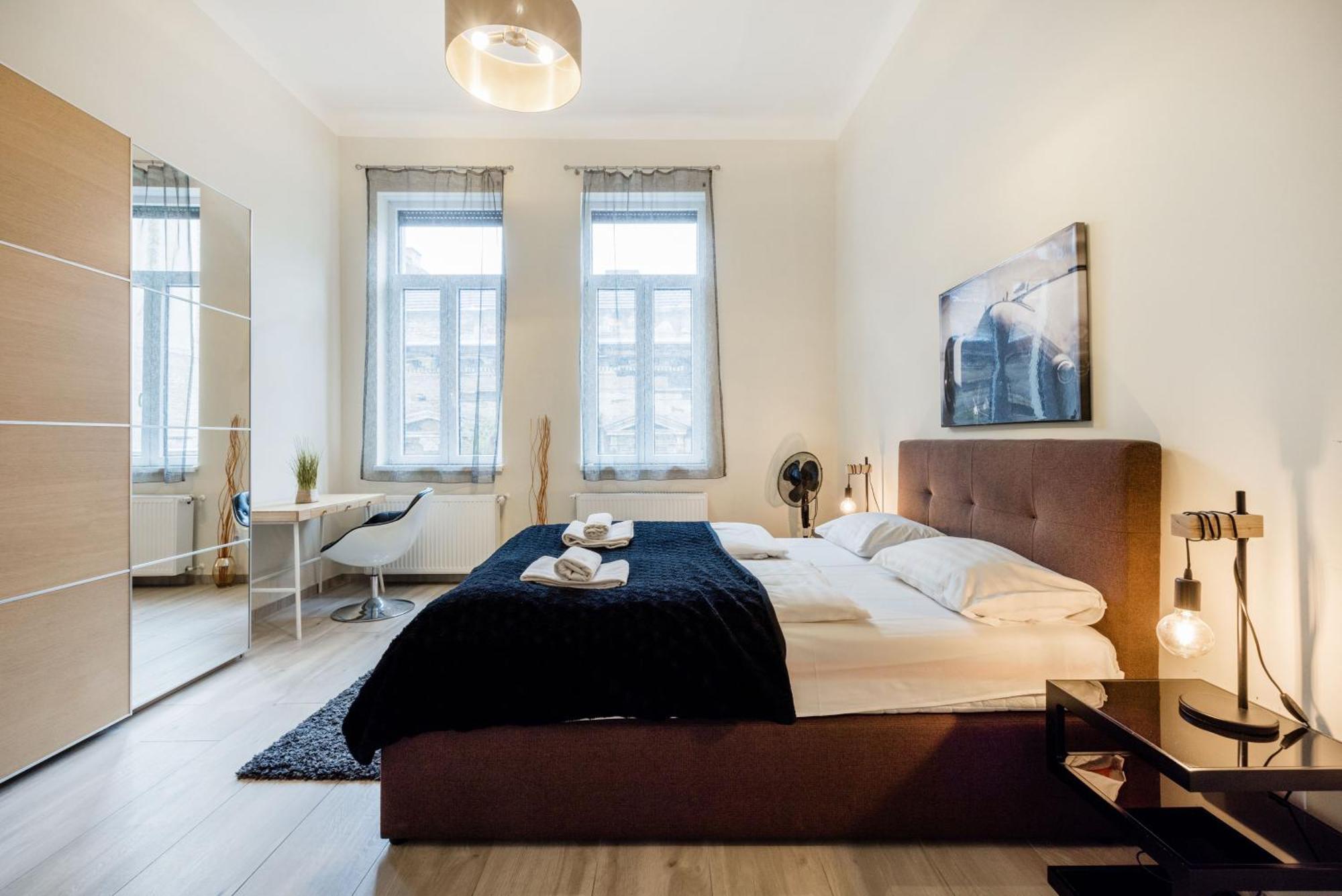 Apartment Your 3-bdrm At Szimpla Kert Budapest