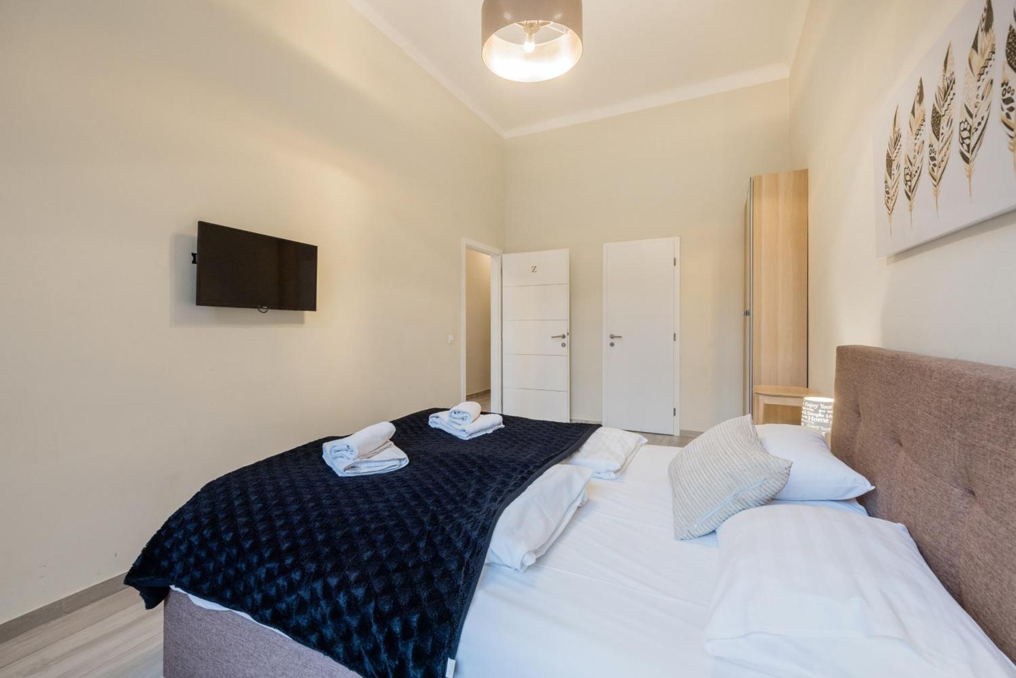 Your 3-bdrm At Szimpla Kert Budapest