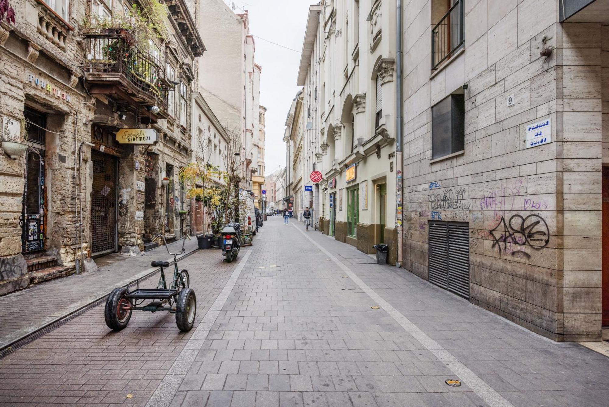 Your 3-bdrm At Szimpla Kert Appartamento Budapest