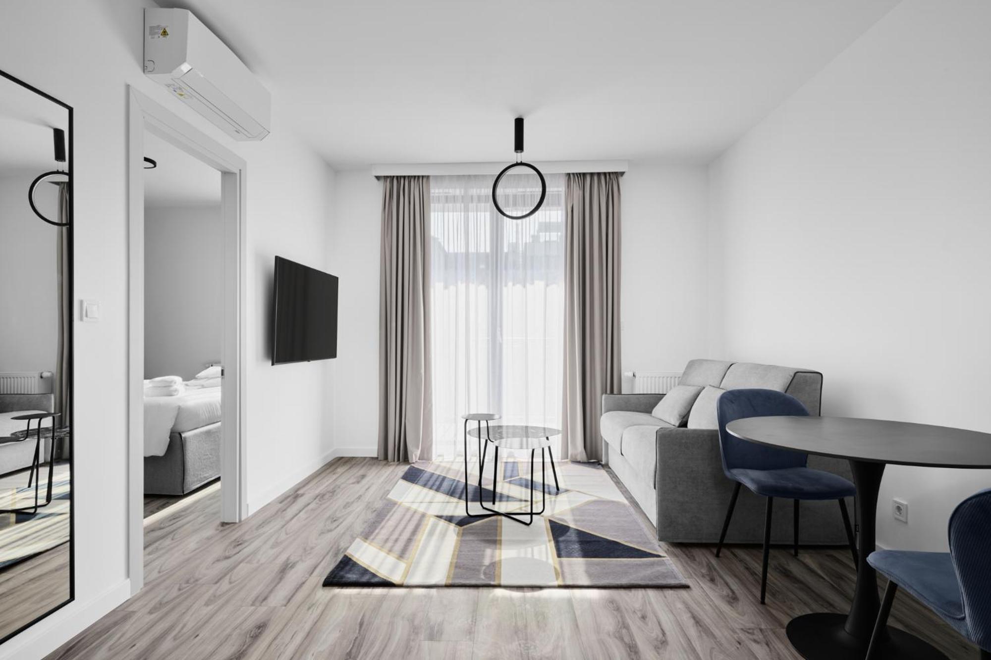 Collect Aparthotel