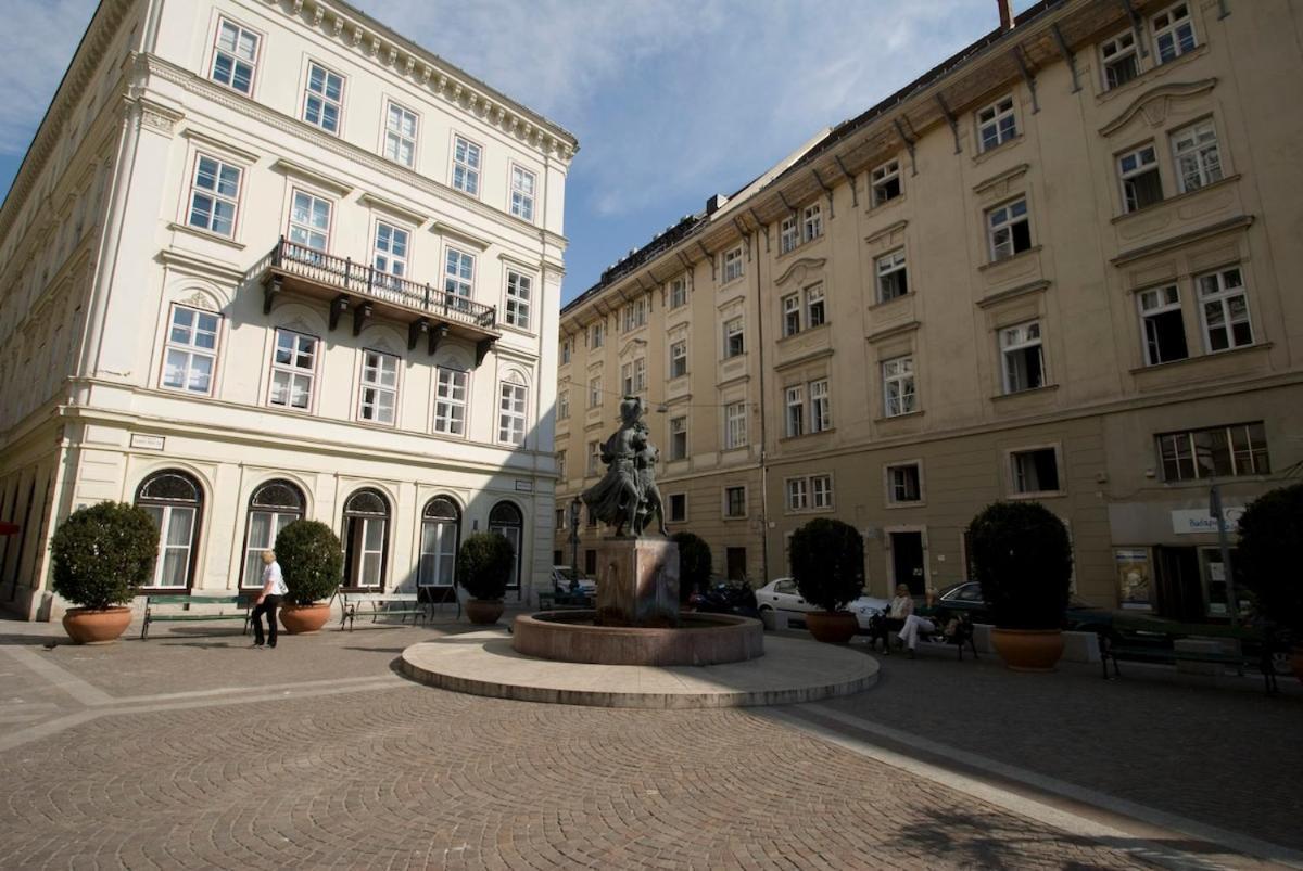 Lovely In The Heart Of Downtown * Budapest