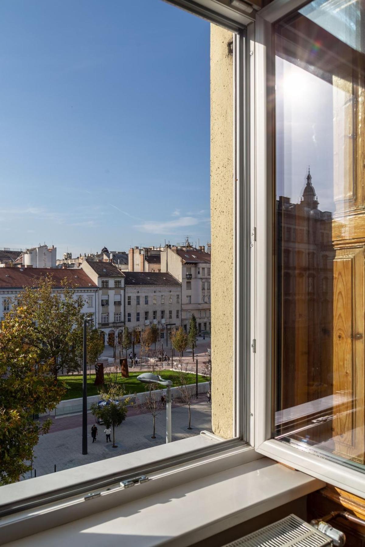 The Address Budapest