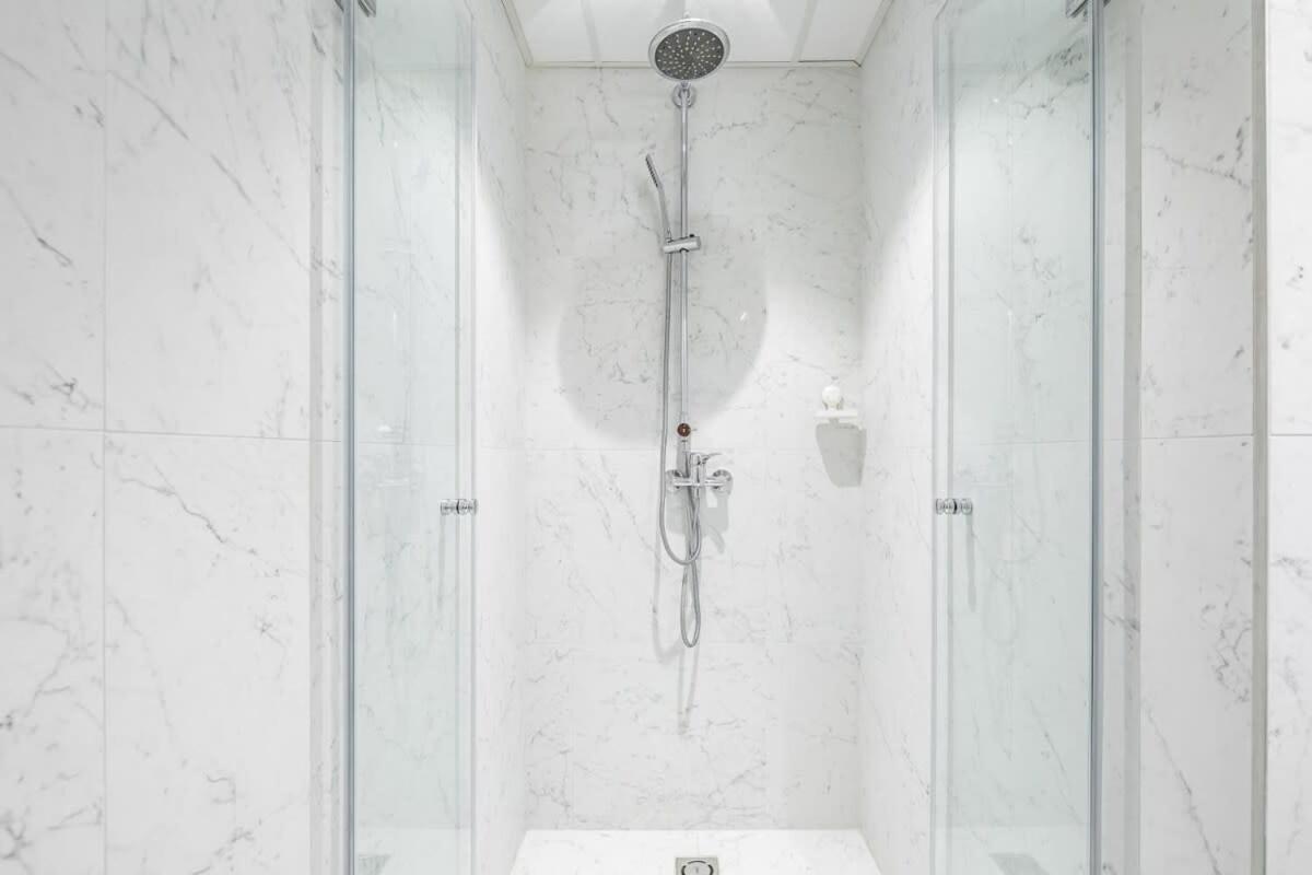 Boutique Luxury - & Quiet *