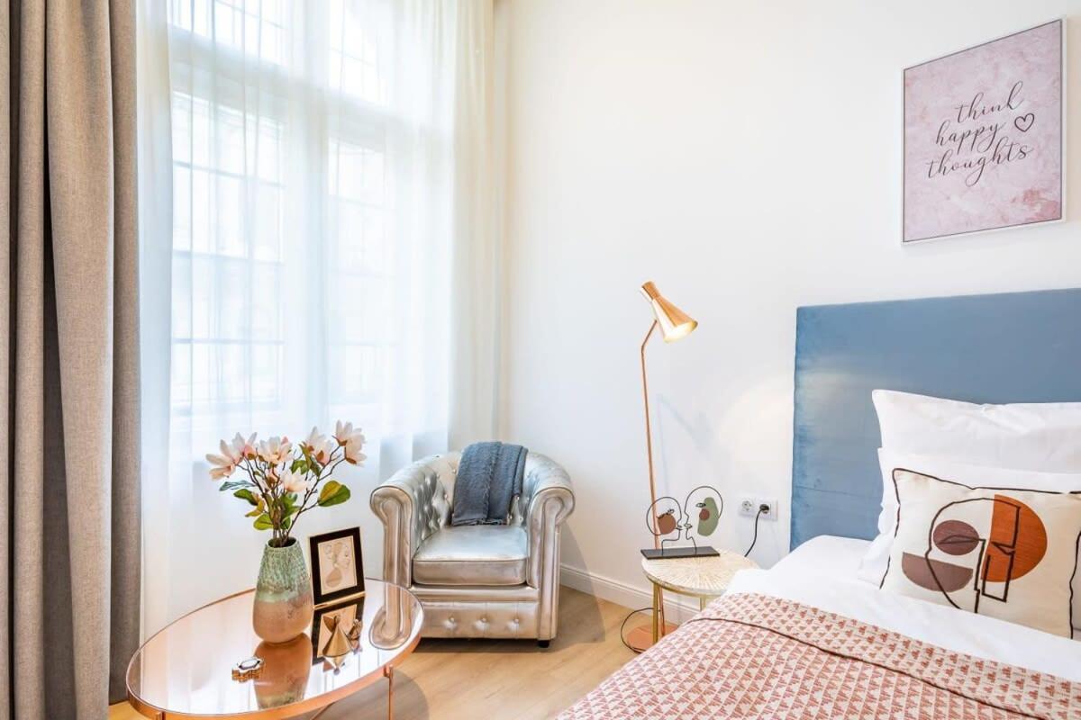 Boutique Luxury - & Quiet Apartment
