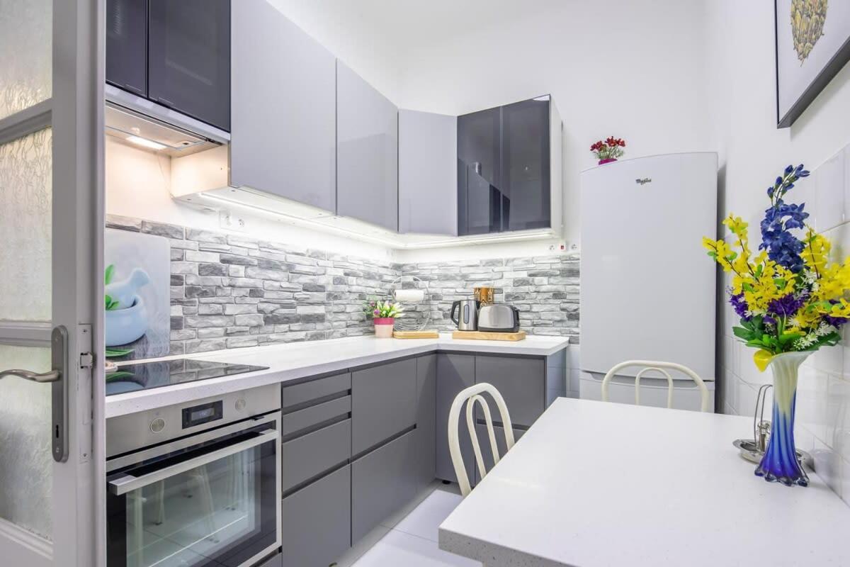 Appartamento Large And Comfy Budapest